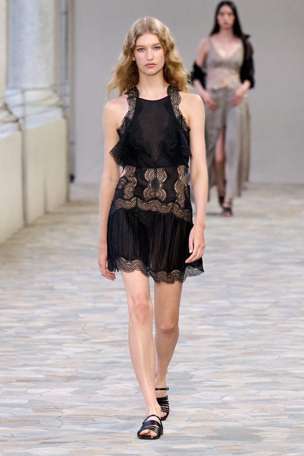 Alberta Ferretti Presents Its New Spring Summer 2025 Collection - Lightness Of Being