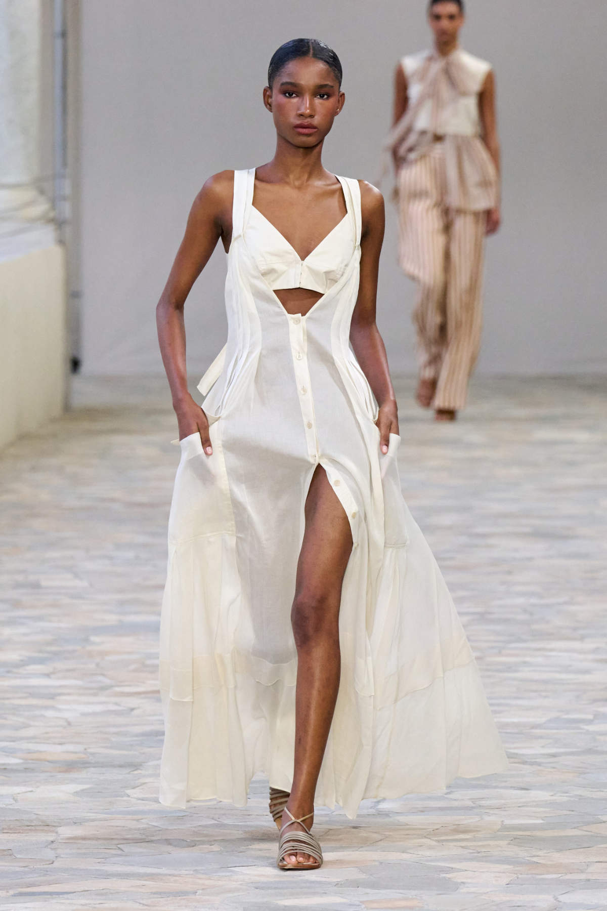 Alberta Ferretti Presents Its New Spring Summer 2025 Collection - Lightness Of Being