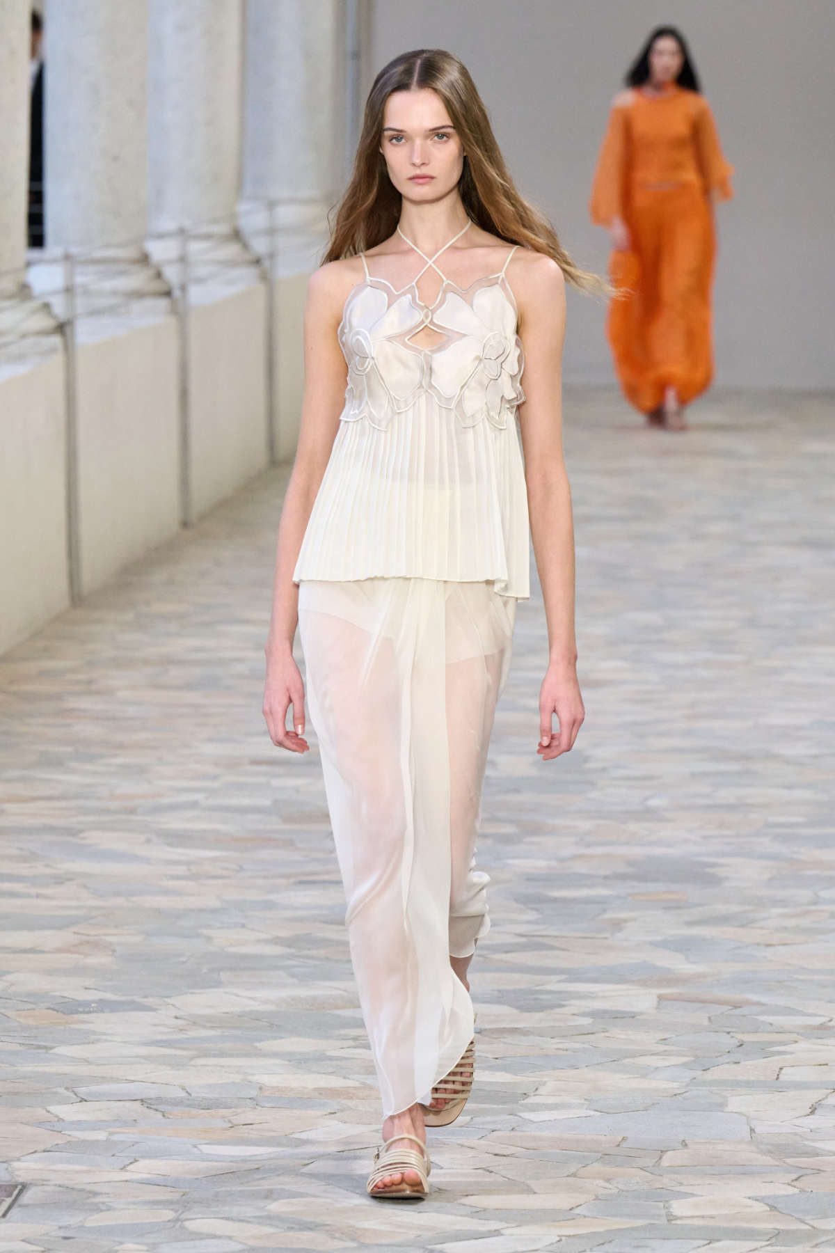 Alberta Ferretti Presents Its New Spring Summer 2025 Collection - Lightness Of Being