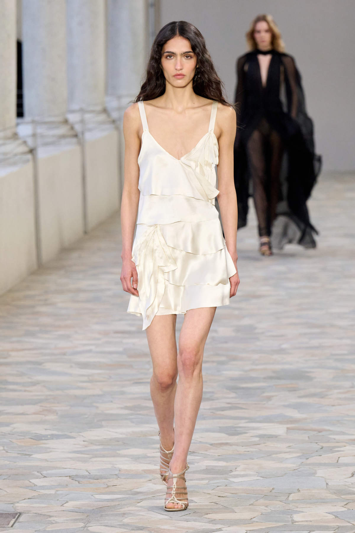 Alberta Ferretti Presents Its New Spring Summer 2025 Collection - Lightness Of Being