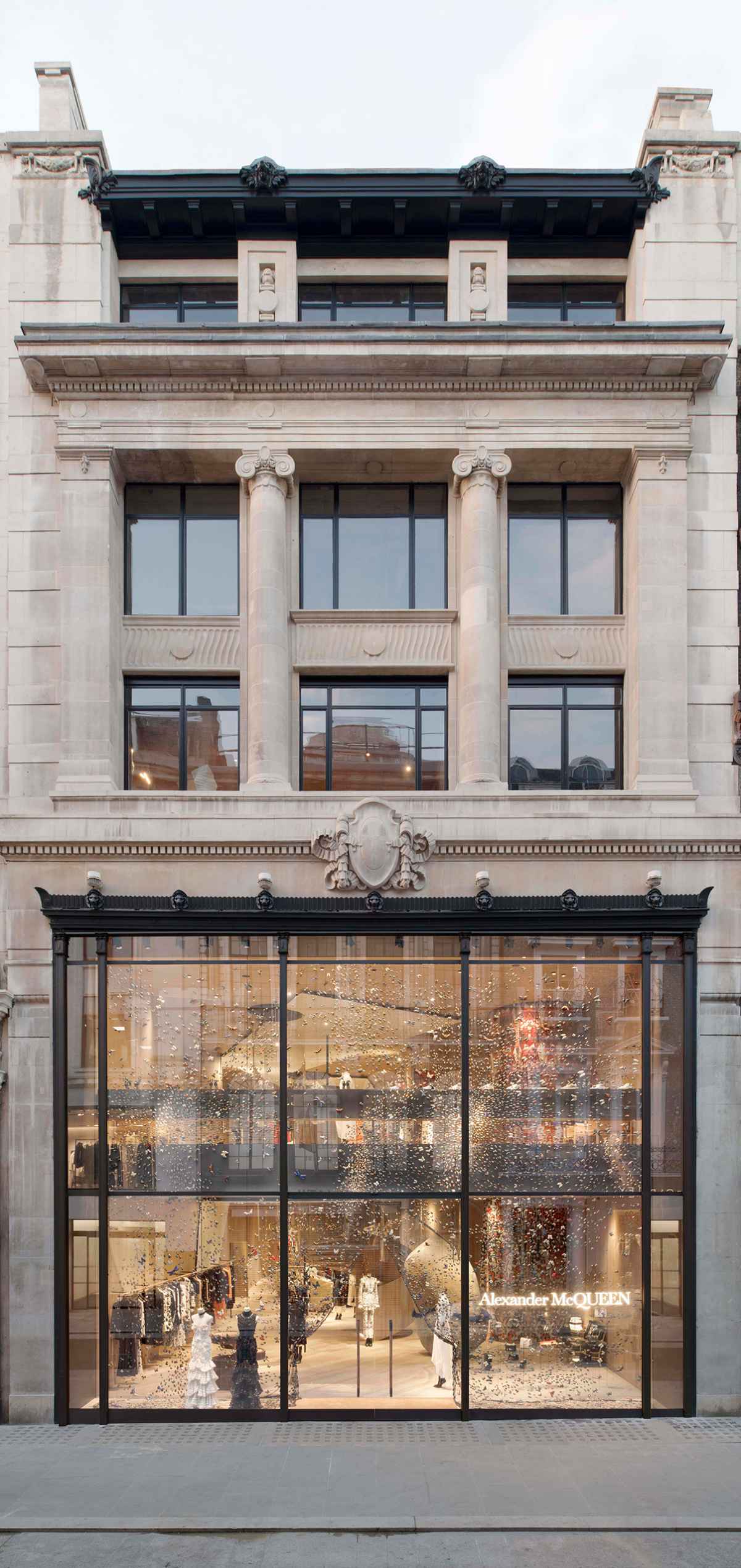 Alexander McQueen Boutique in London - Old Bond Street - Luxferity