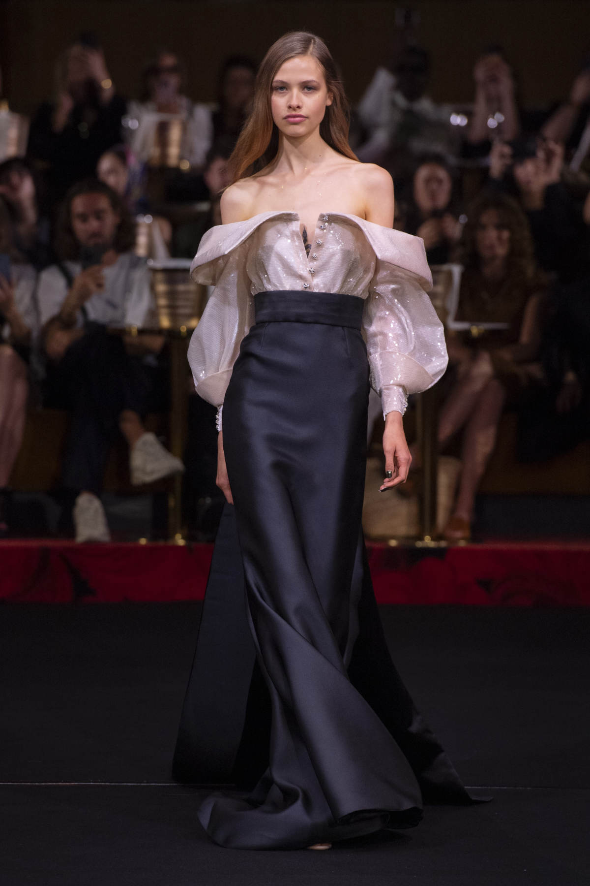 Alexis Mabille Presents His New Haute Couture Fall-Winter 2024-2025 Collection: Champagne