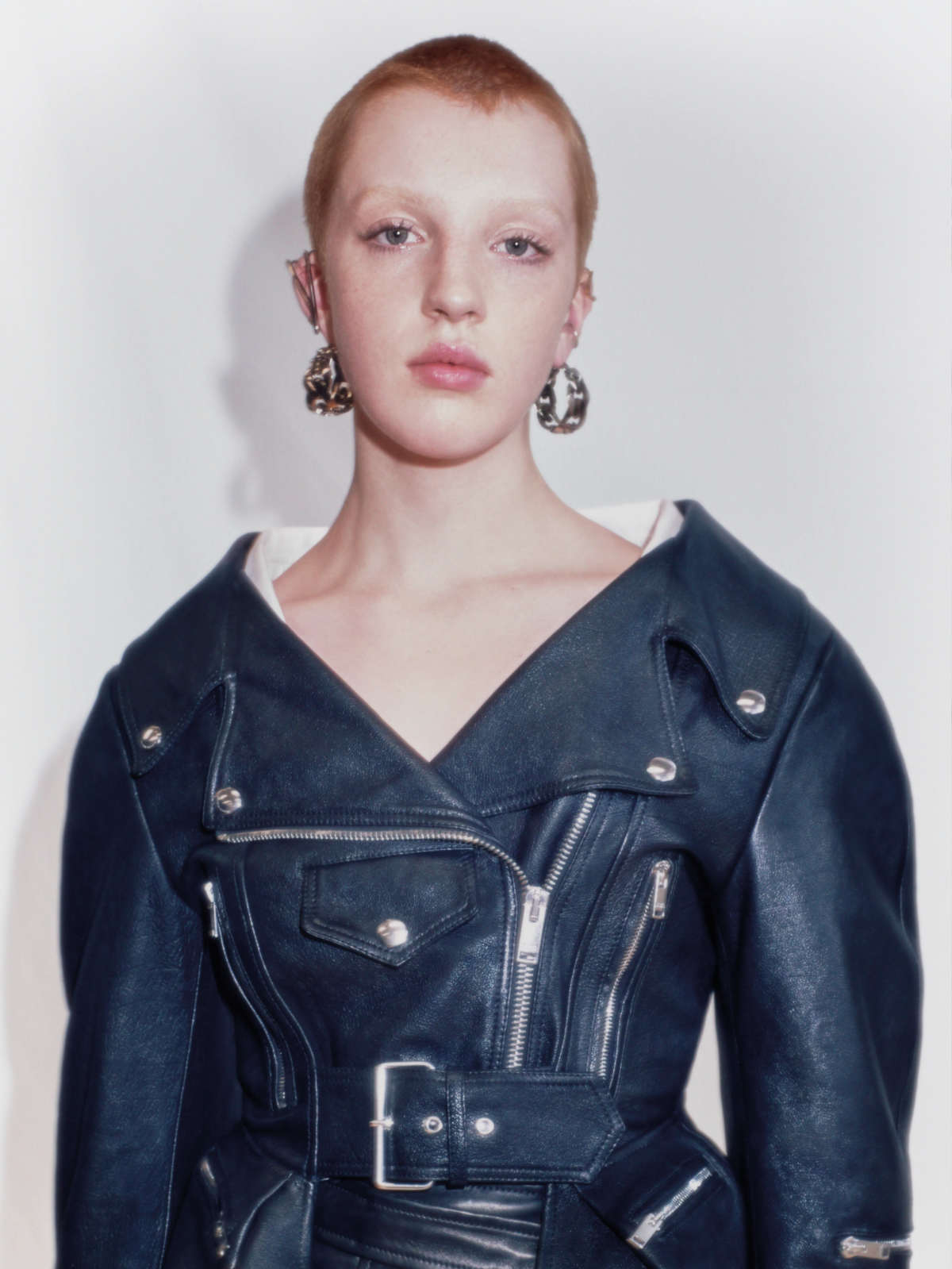 Alexander McQueen: Spring / Summer 2021 Womenswear Collection