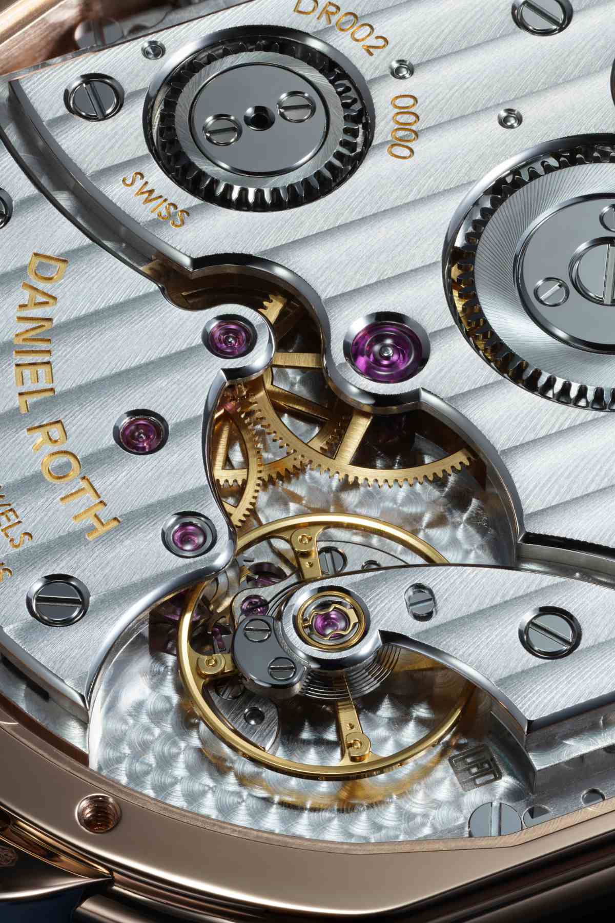 Daniel Roth Presents Its New Extra Plat Rose Gold Watch