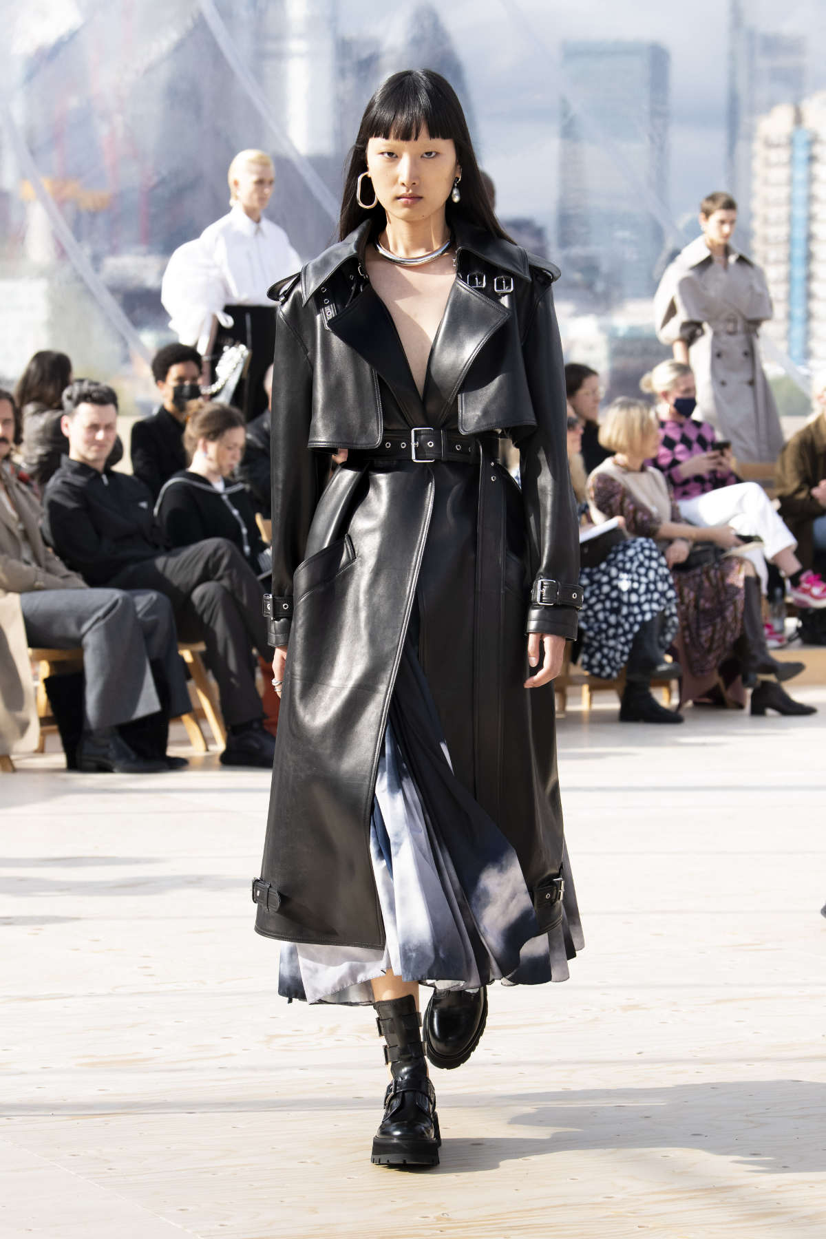 Alexander McQueen Presents Its New Spring/Summer 2022 Womenswear Collection: London Skies