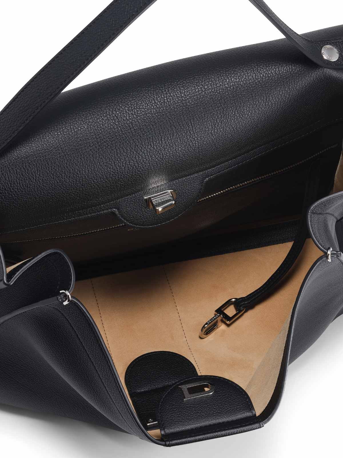 Delvaux Unveils Le Brillant Tempo Bag: A Symphony Of Movement And Luxury