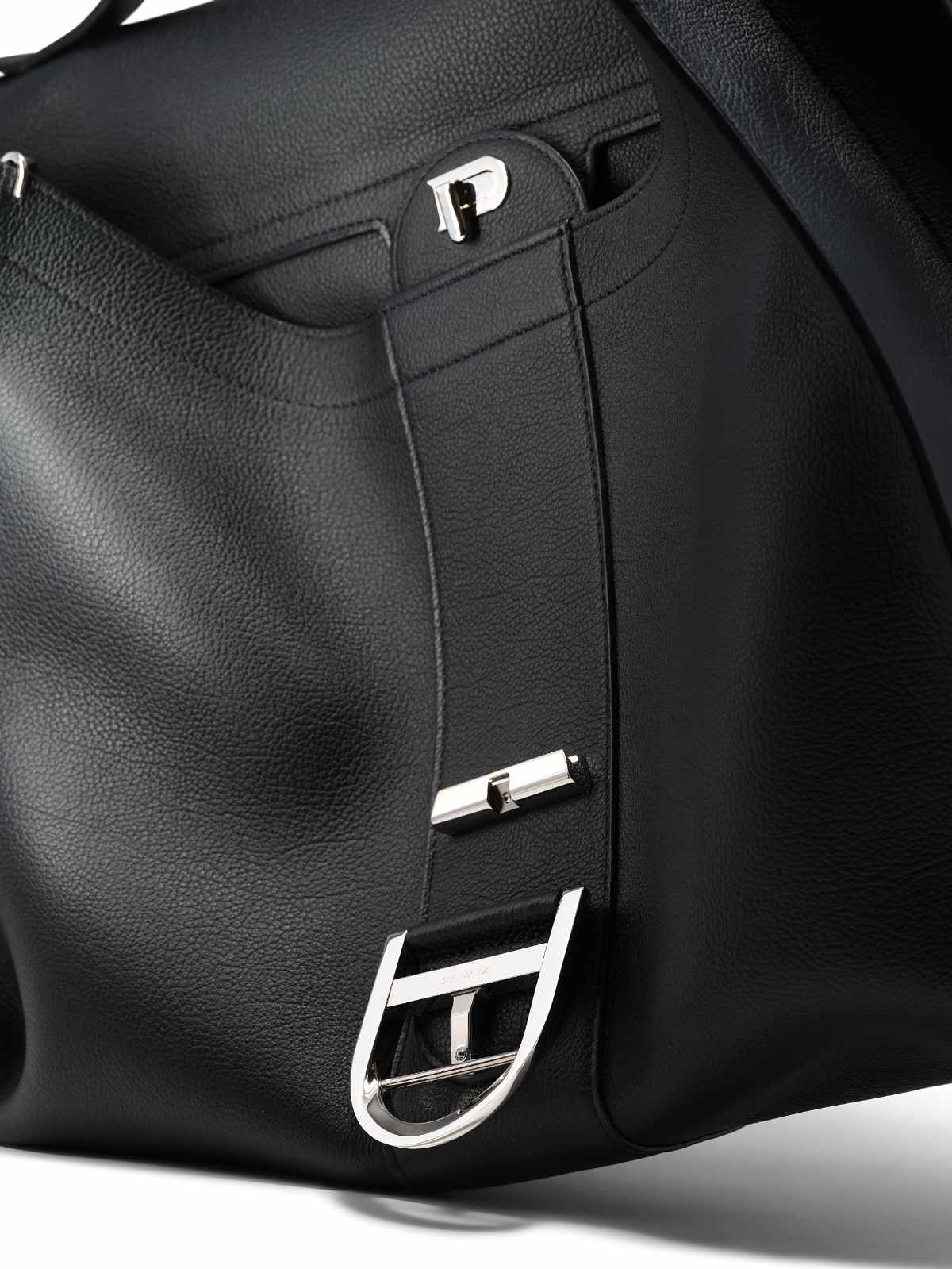 Delvaux Unveils Le Brillant Tempo Bag: A Symphony Of Movement And Luxury