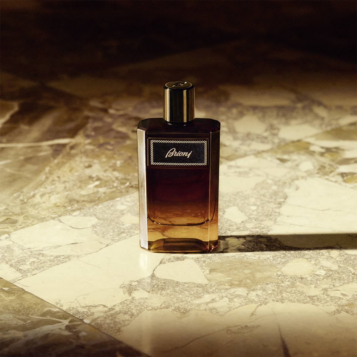 Brioni Presents Its New Eau De Parfum Suave