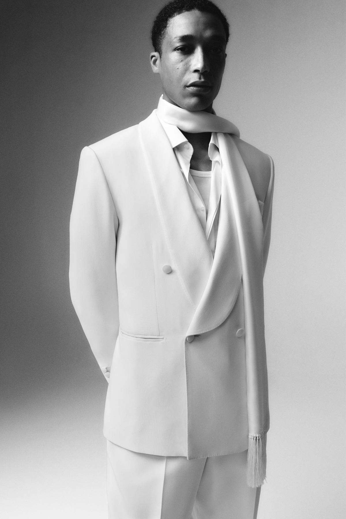 Brioni Presents Its New Spring Summer 2024 Menswear Collection: In The Perspective Of Lightness