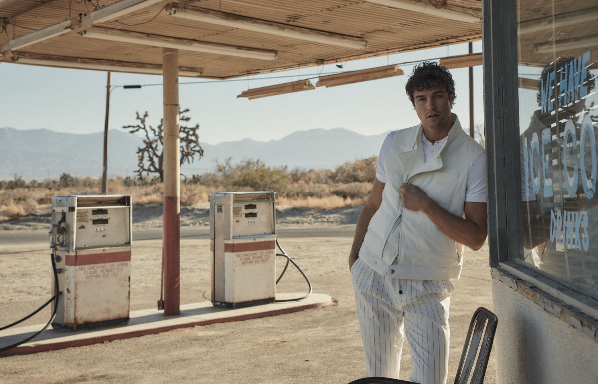 Brunello Cucinelli Puts Its Spring/Summer 2022 Women's And Men's Collection Into A New Light