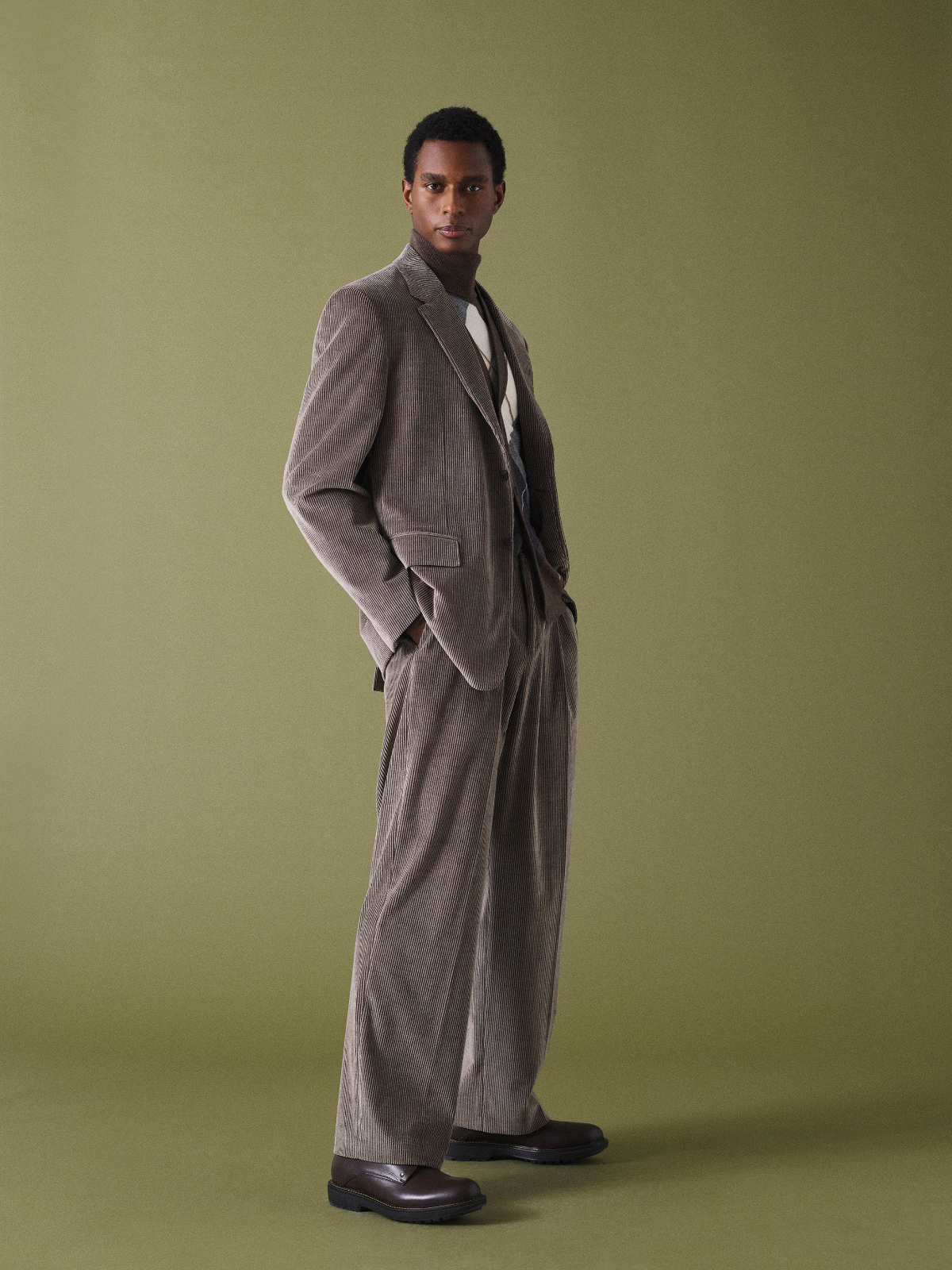 Canali Presents Its New Fall/Winter 2023 Collection: The Duality Of Elegance