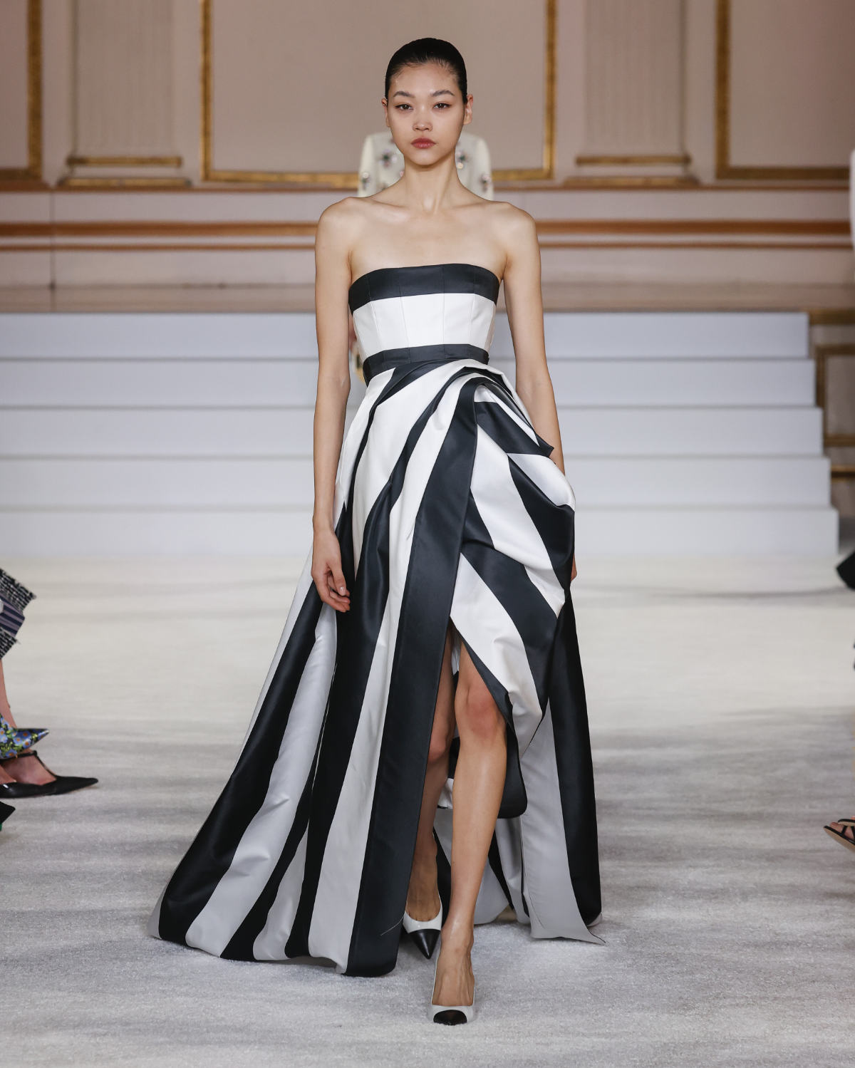 Carolina Herrera Presents Its New Fall Winter 2023 Collection