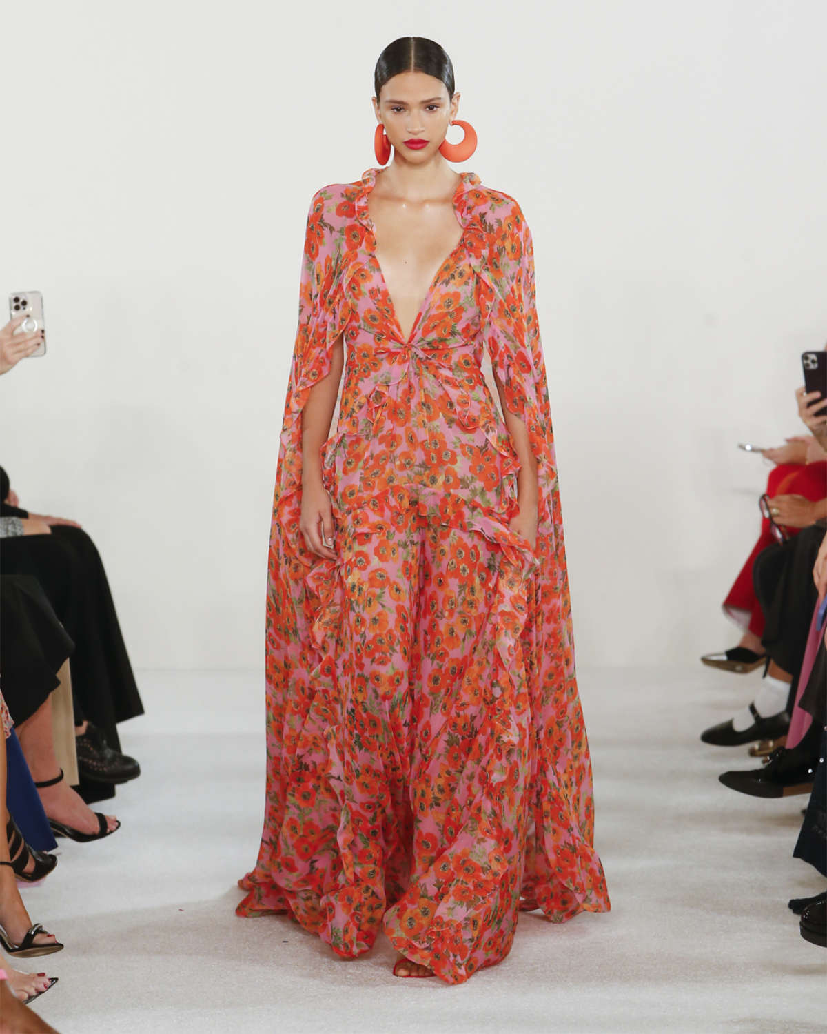 Carolina Herrera Presents Its New Spring 2023 Collection