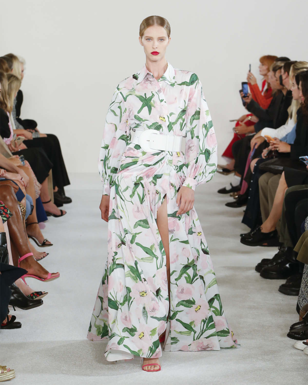 Carolina Herrera Presents Its New Spring 2023 Collection