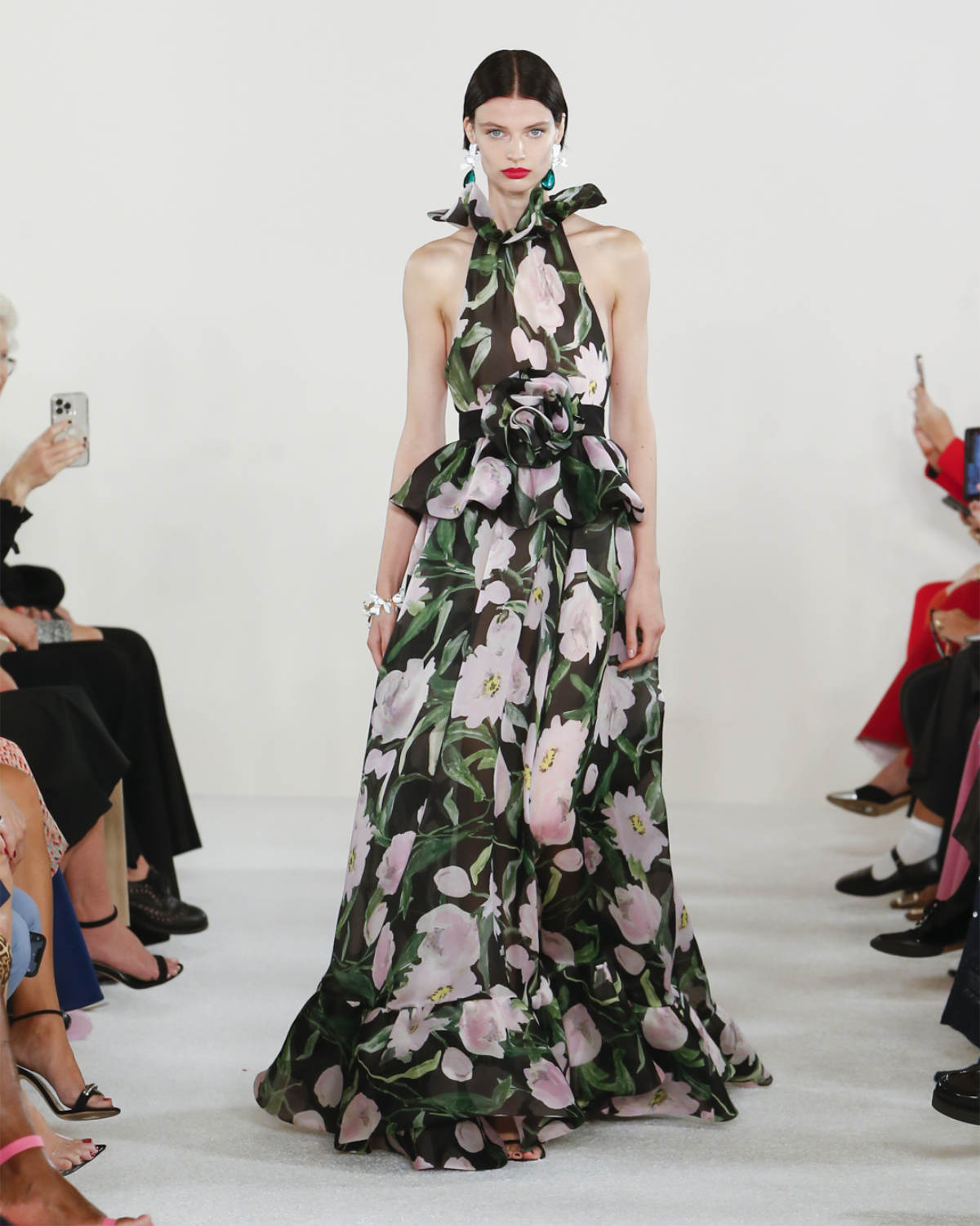 Carolina Herrera Presents Its New Spring 2023 Collection