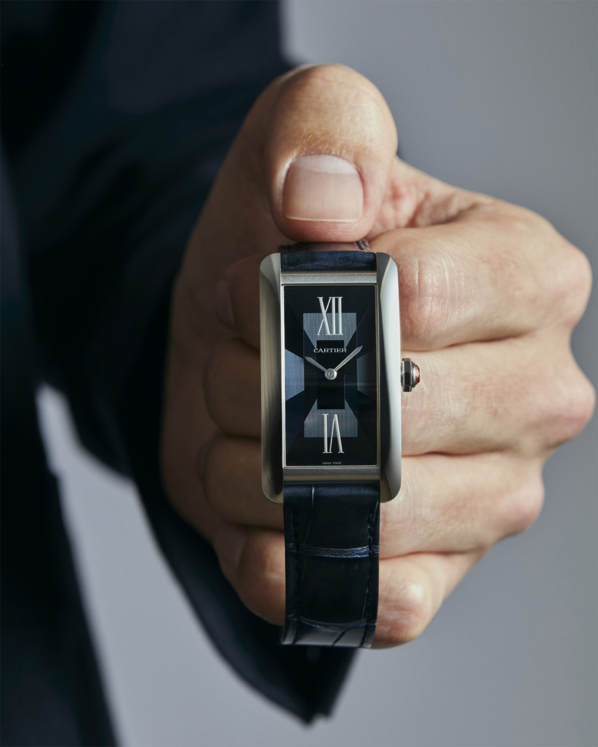 Cartier Introduces A Special Edition Of The Tank Américaine Watch