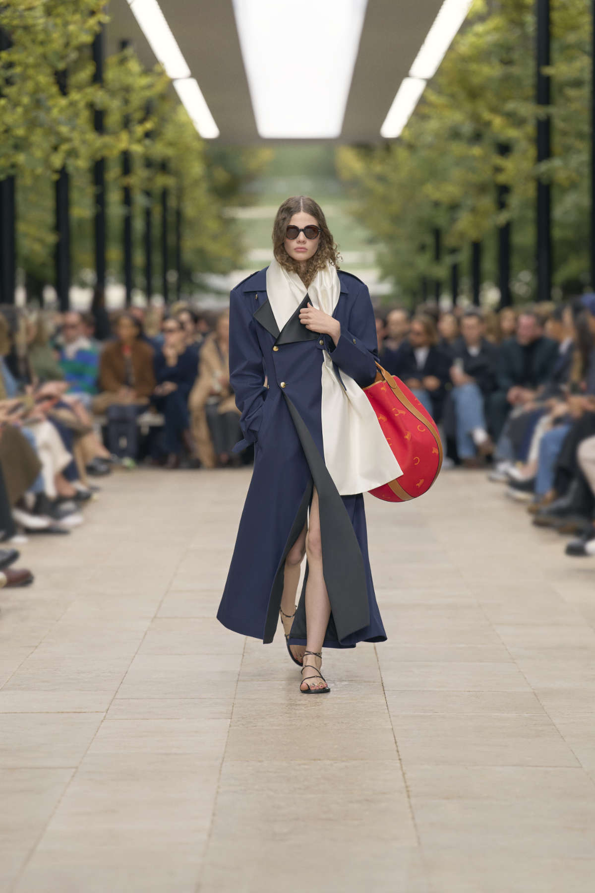 CELINE Été 2026 Collection — A Continuation of Lightness and Timeless Elegance