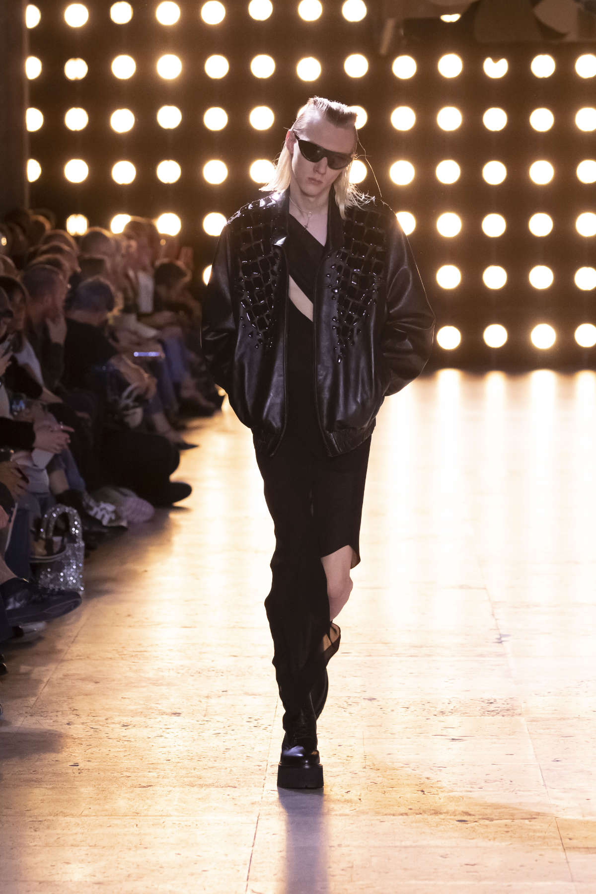 LVMH on X: Named “Dysfunctional Bauhaus”, @Celine Men's Spring/ Summer  2023, was presented at the Palais de Tokyo where Hedi Slimane, introduced a  bold fusion of rock and Parisian elegance with androgynous