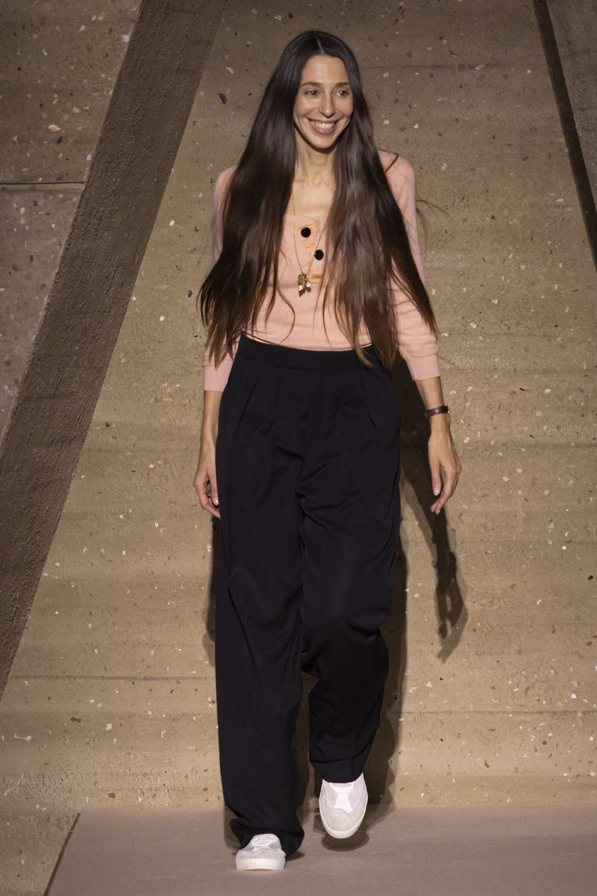Chloé’s “Entre Deux” Collection Summer 2026: The Elegance Of Ease
