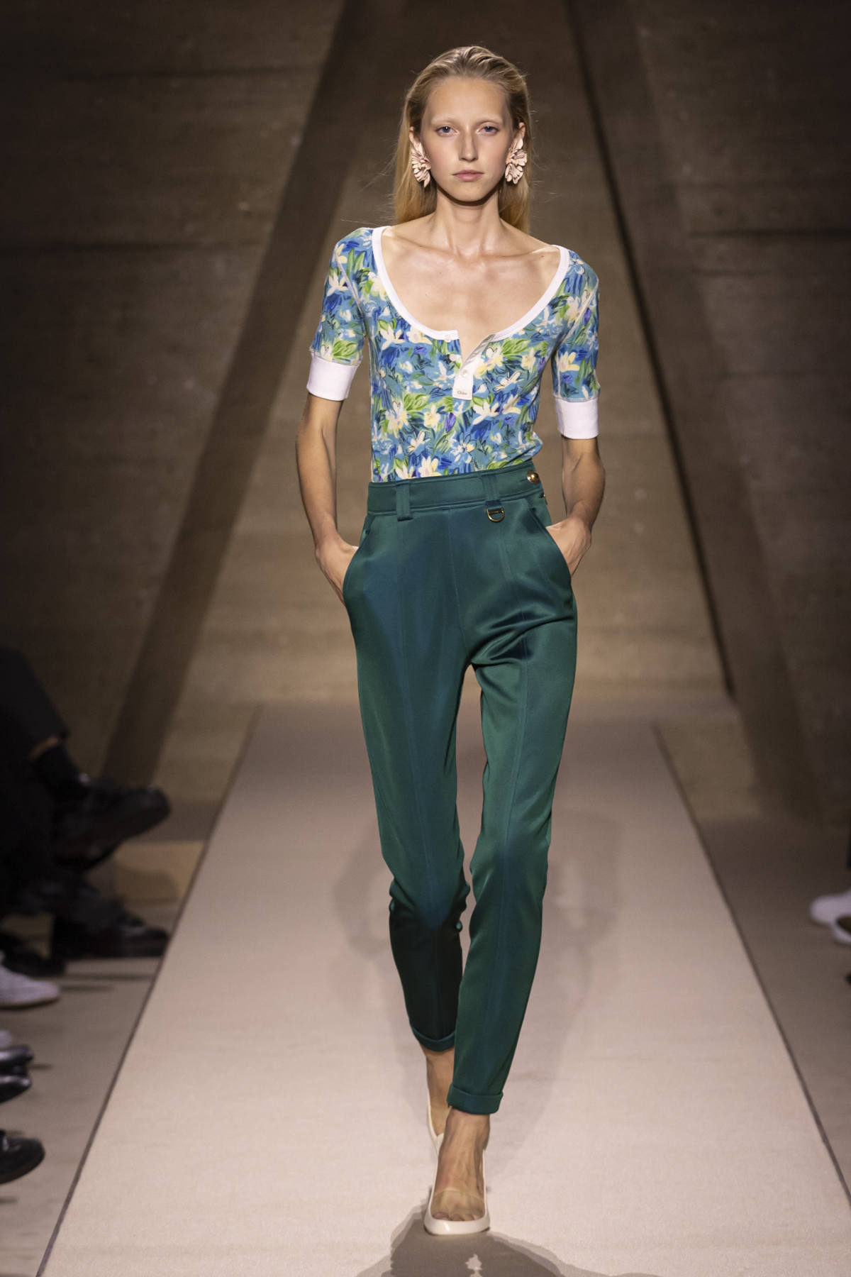 Chloé’s “Entre Deux” Collection Summer 2026: The Elegance Of Ease