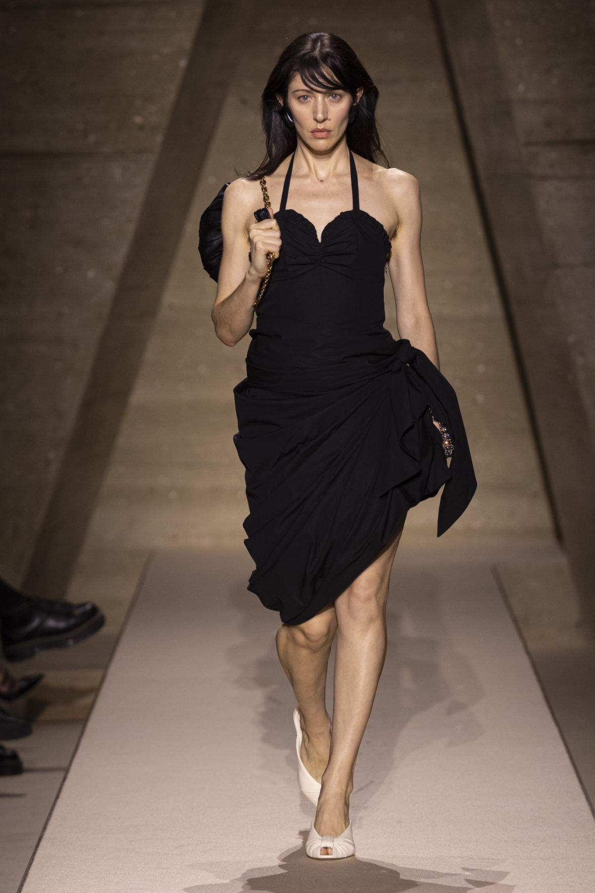Chloé’s “Entre Deux” Collection Summer 2026: The Elegance Of Ease