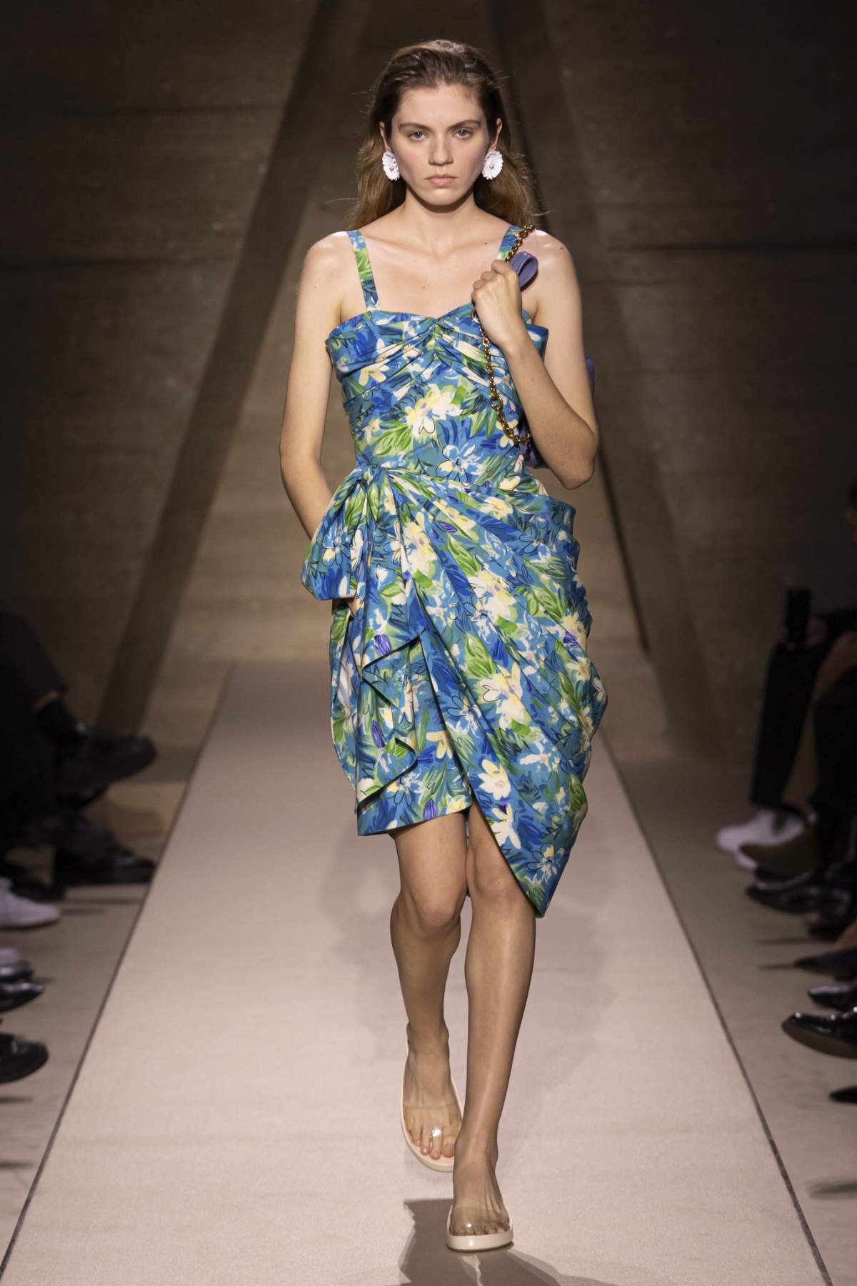 Chloé’s “Entre Deux” Collection Summer 2026: The Elegance Of Ease