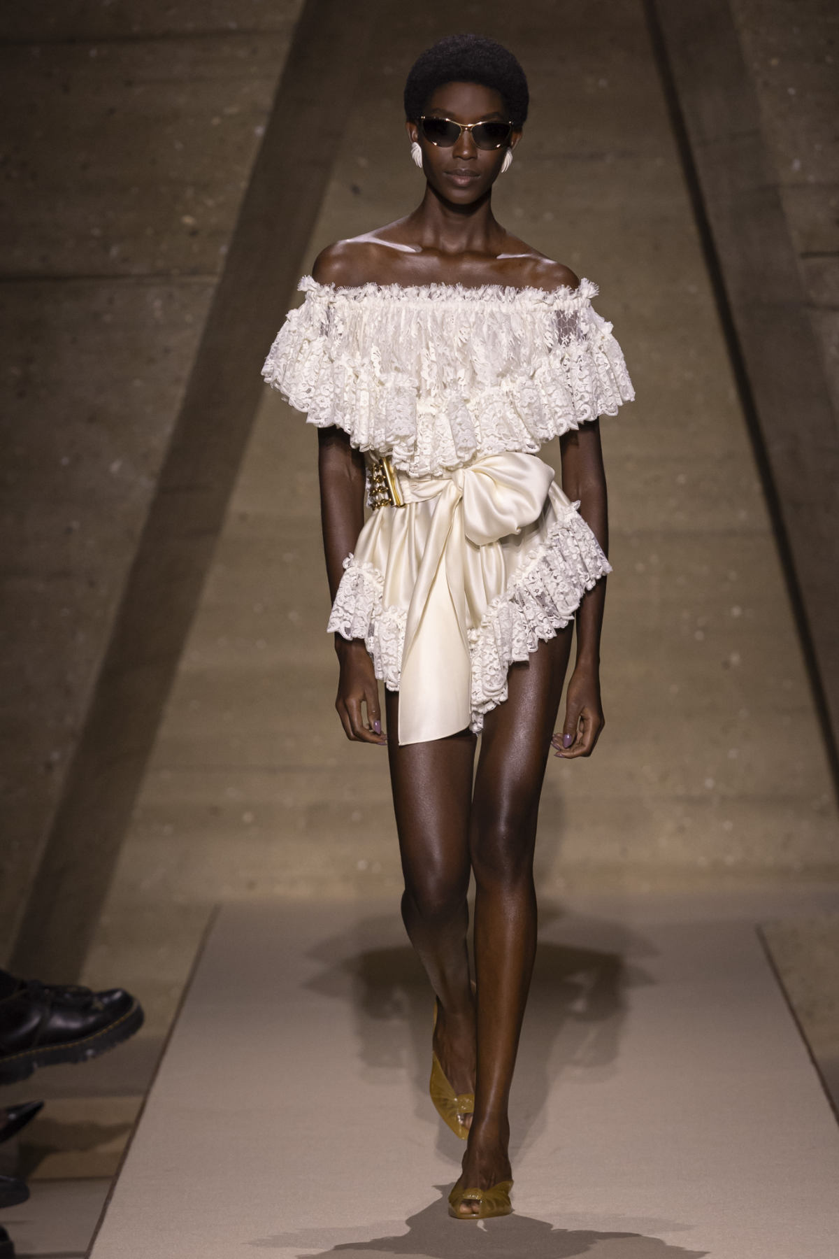 Chloé’s “Entre Deux” Collection Summer 2026: The Elegance Of Ease