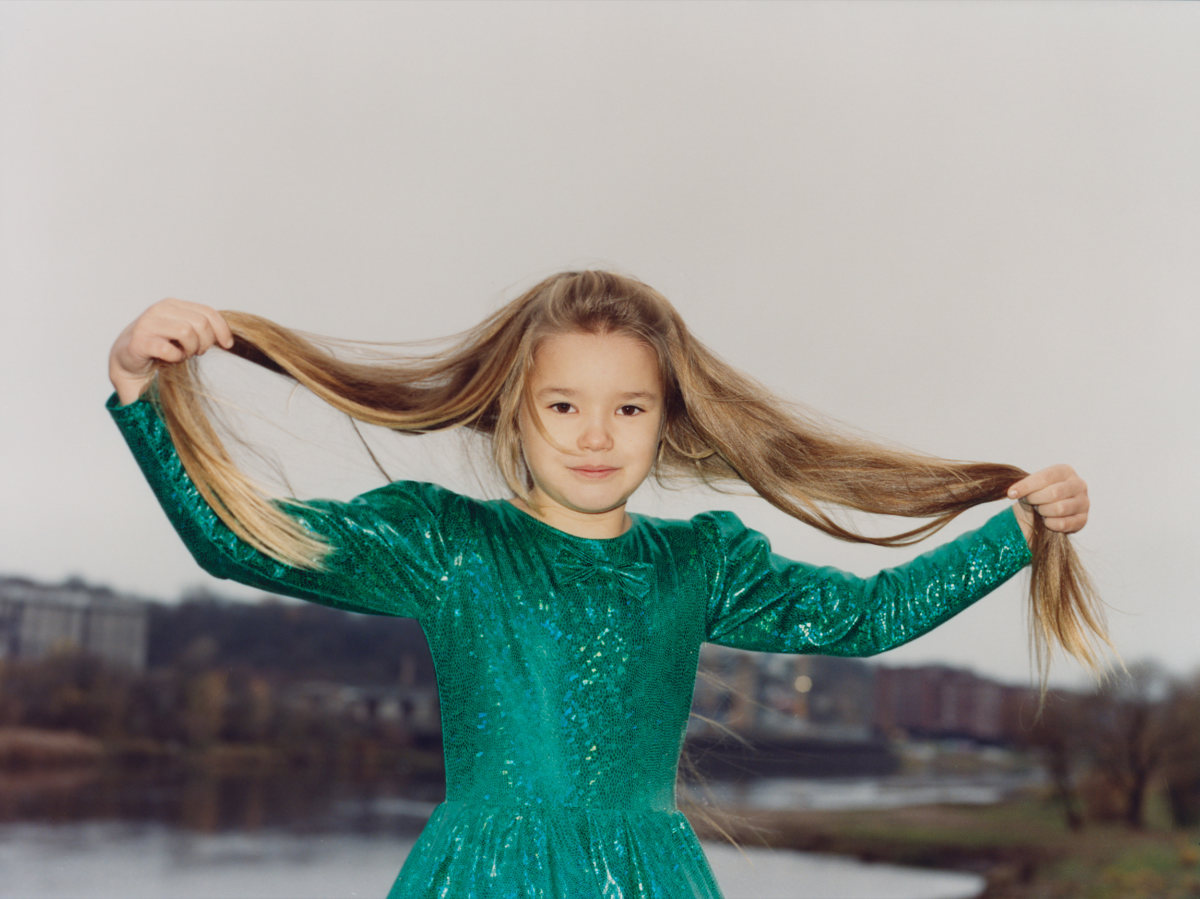 Chloé Arts Paris 2025: Francesca Allen Unveils “Konkursas” At Paris Photo