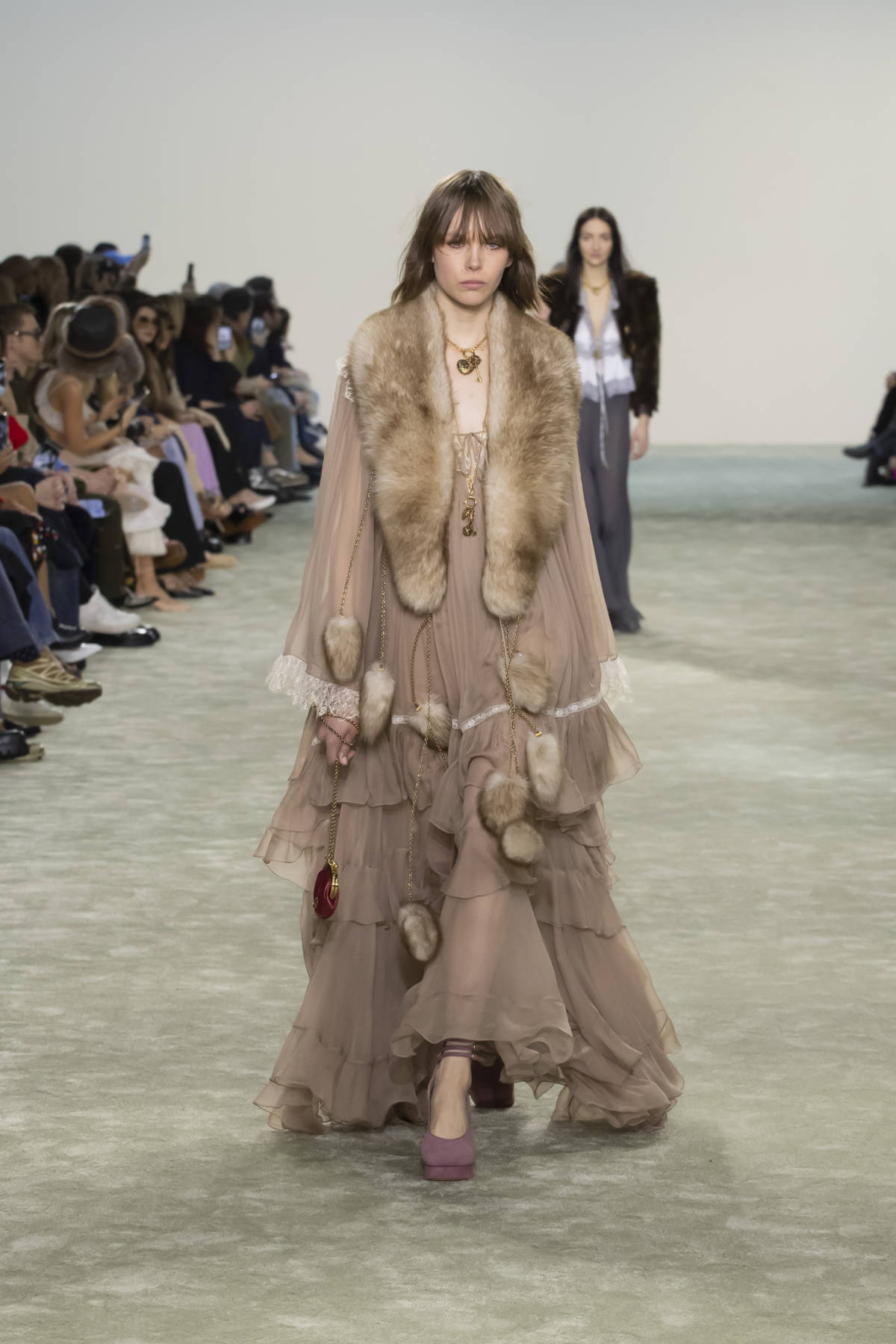 Chloé Presents Its New Winter 2025 Evolution Collection