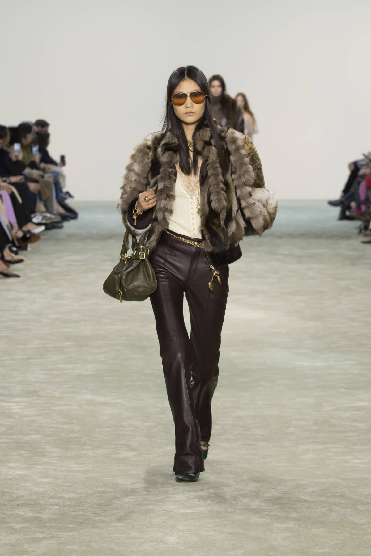 Chloé Presents Its New Winter 2025 Evolution Collection