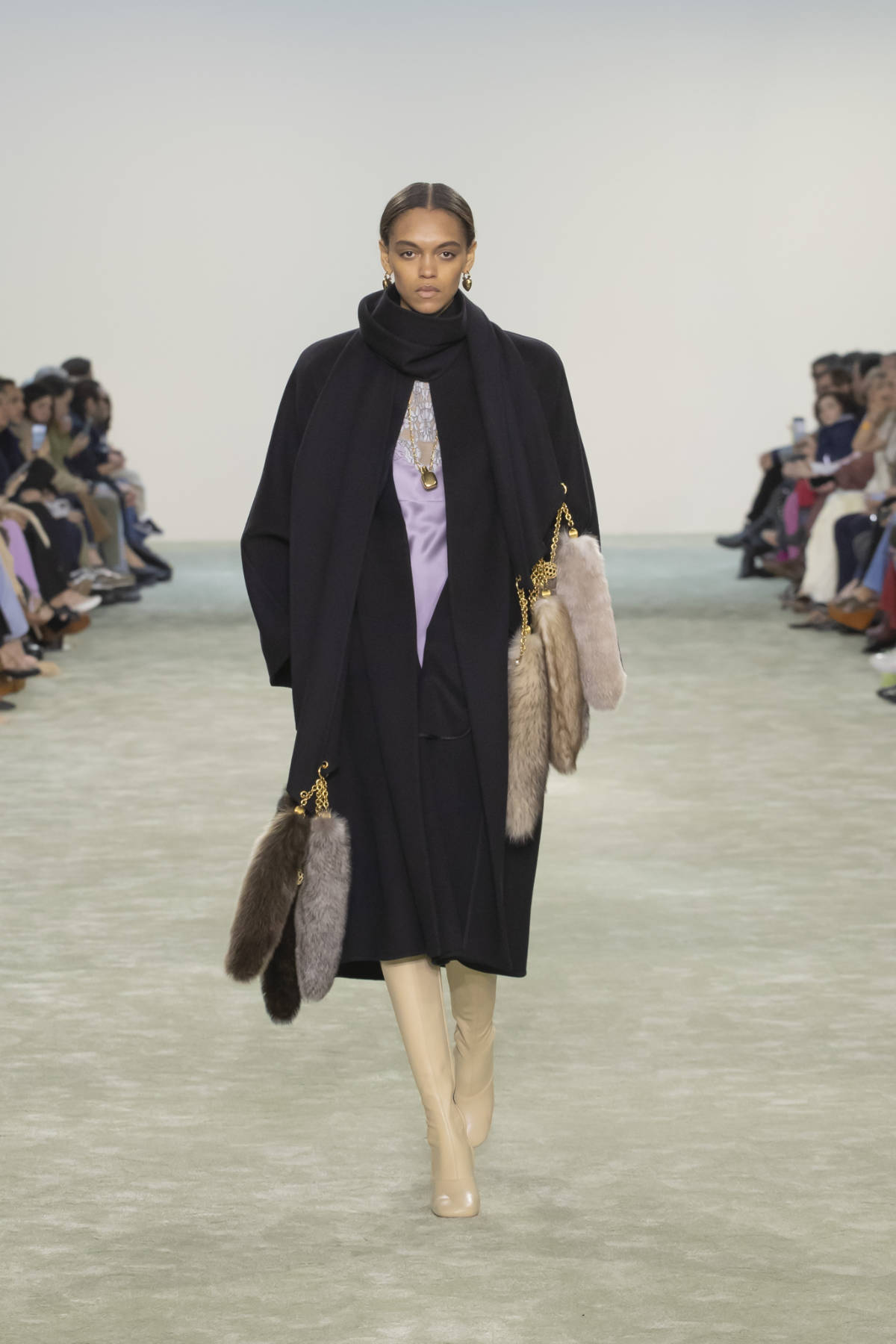 Chloé Presents Its New Winter 2025 Evolution Collection