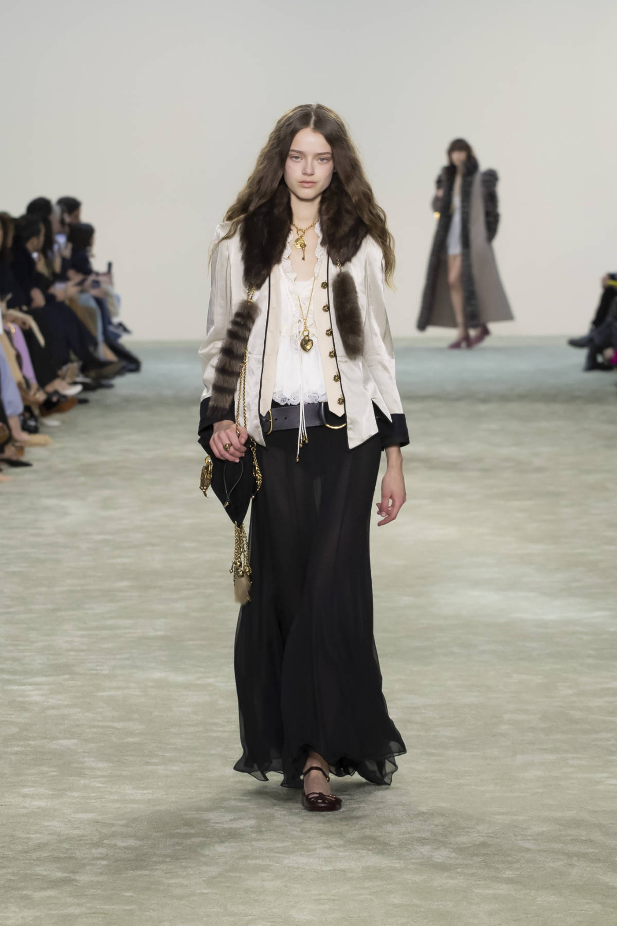 Chloé Presents Its New Winter 2025 Evolution Collection