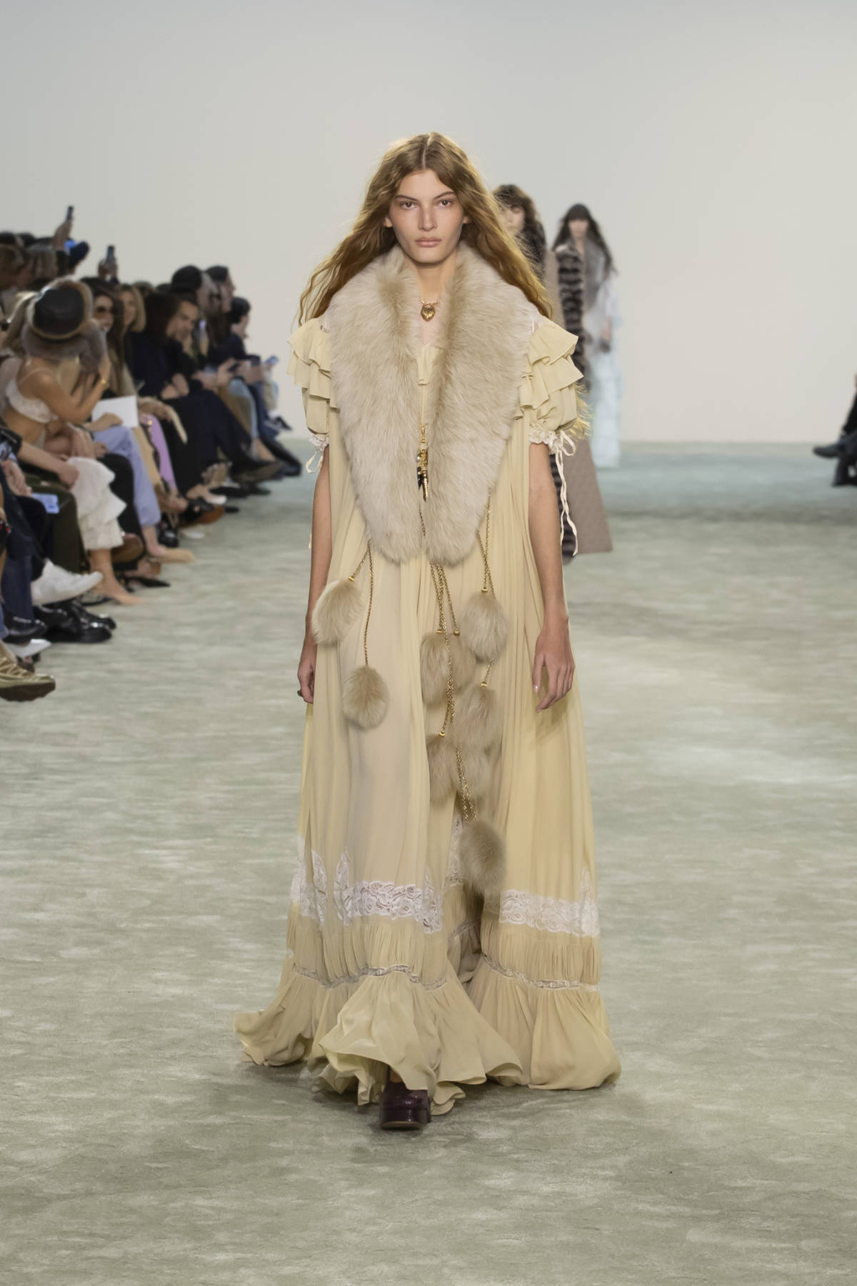 Chloé Presents Its New Winter 2025 Evolution Collection