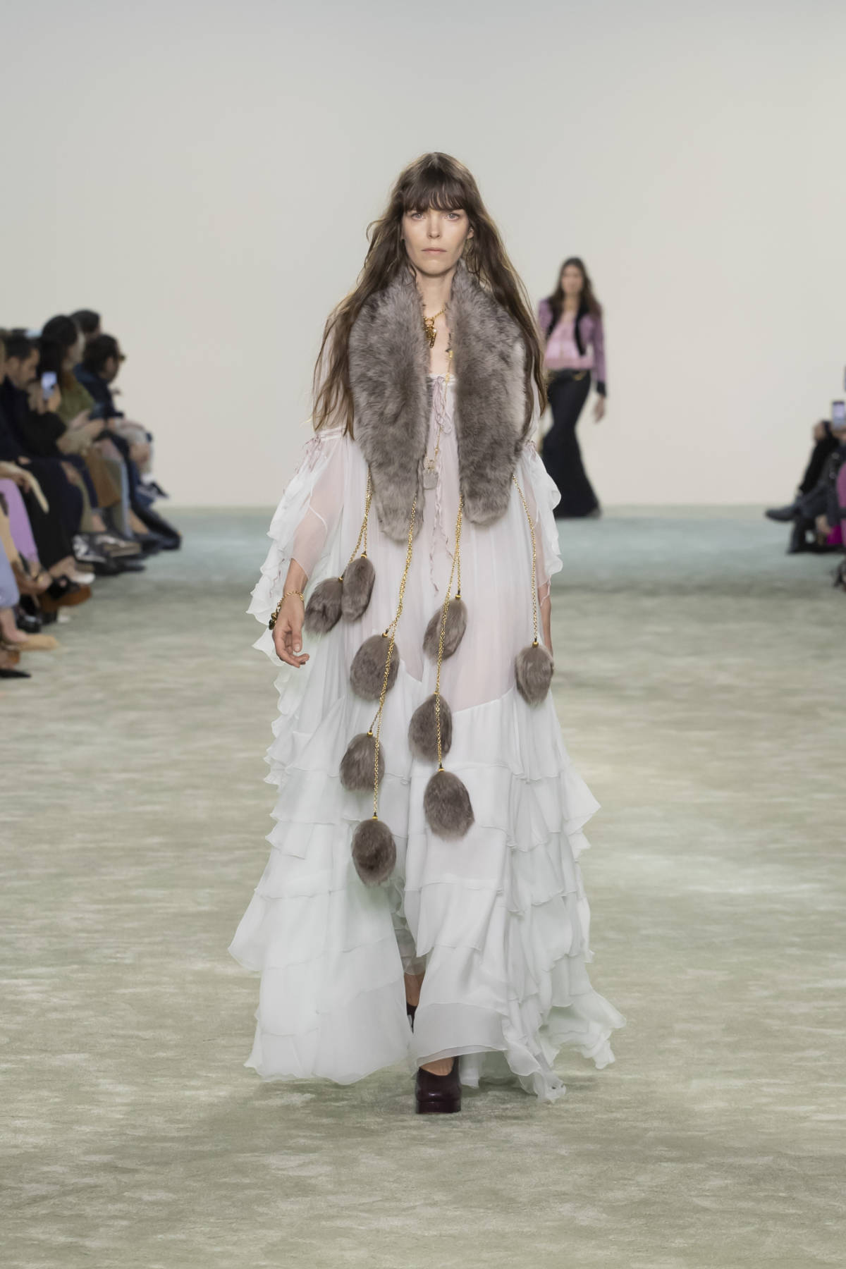 Chloé Presents Its New Winter 2025 Evolution Collection