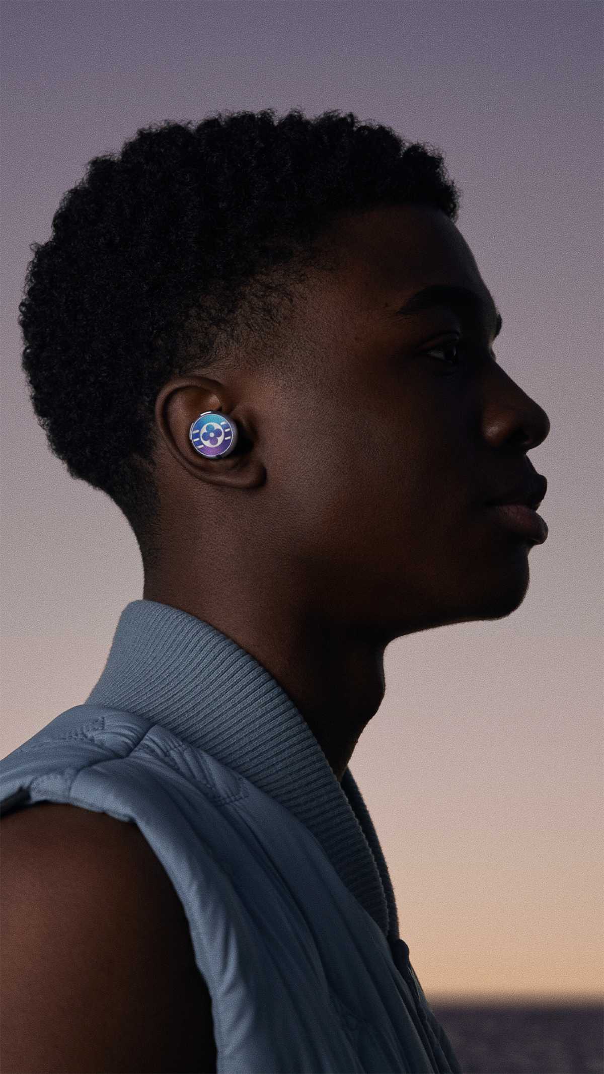 Louis Vuitton updated its Horizon earphones - Makes them more stylish and  adds active noise cancellation - Luxurylaunches