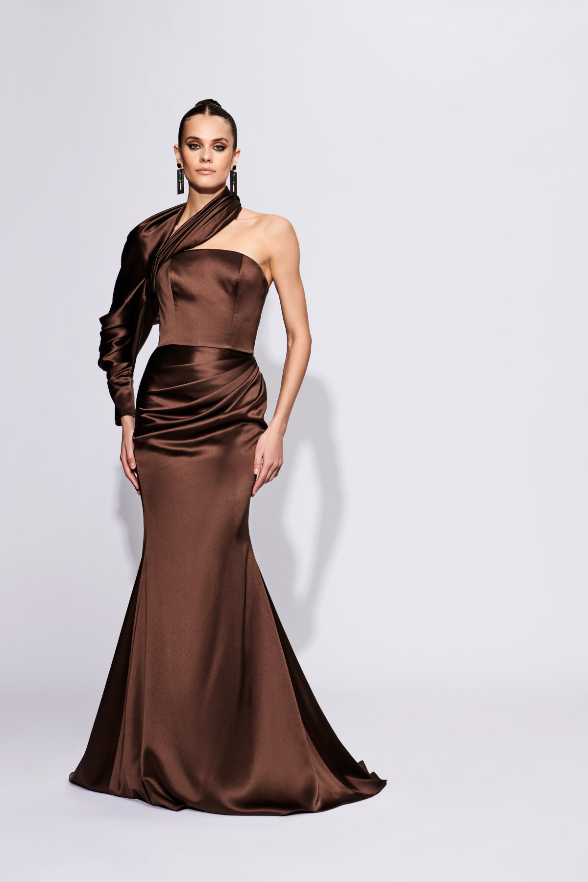 Christian Siriano Presents His New Pre–Fall 2023 Collection