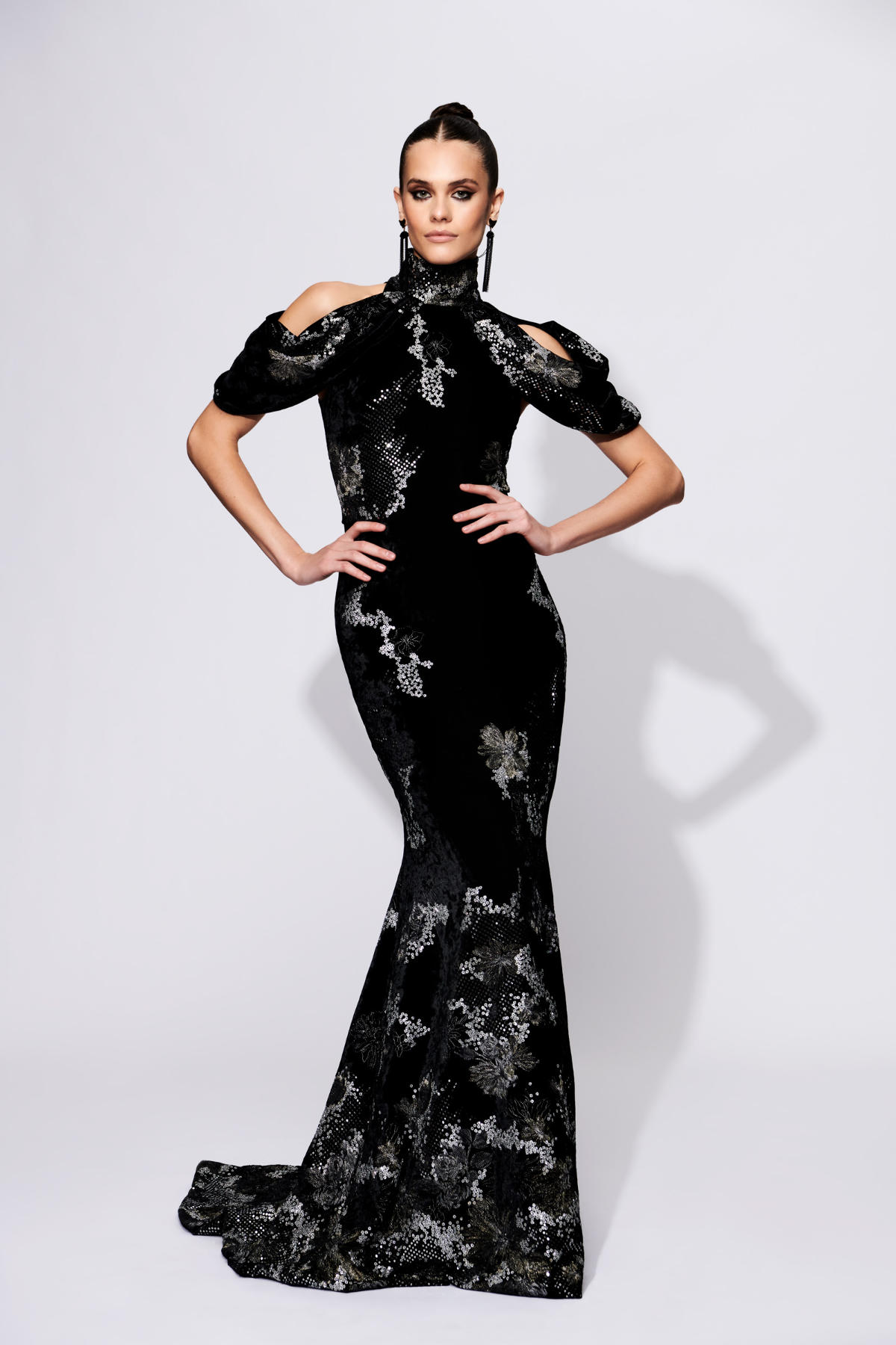 Christian Siriano Presents His New Pre–Fall 2023 Collection