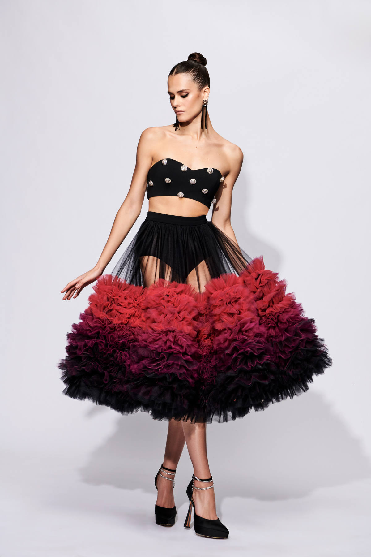 Christian Siriano Presents His New Pre–Fall 2023 Collection