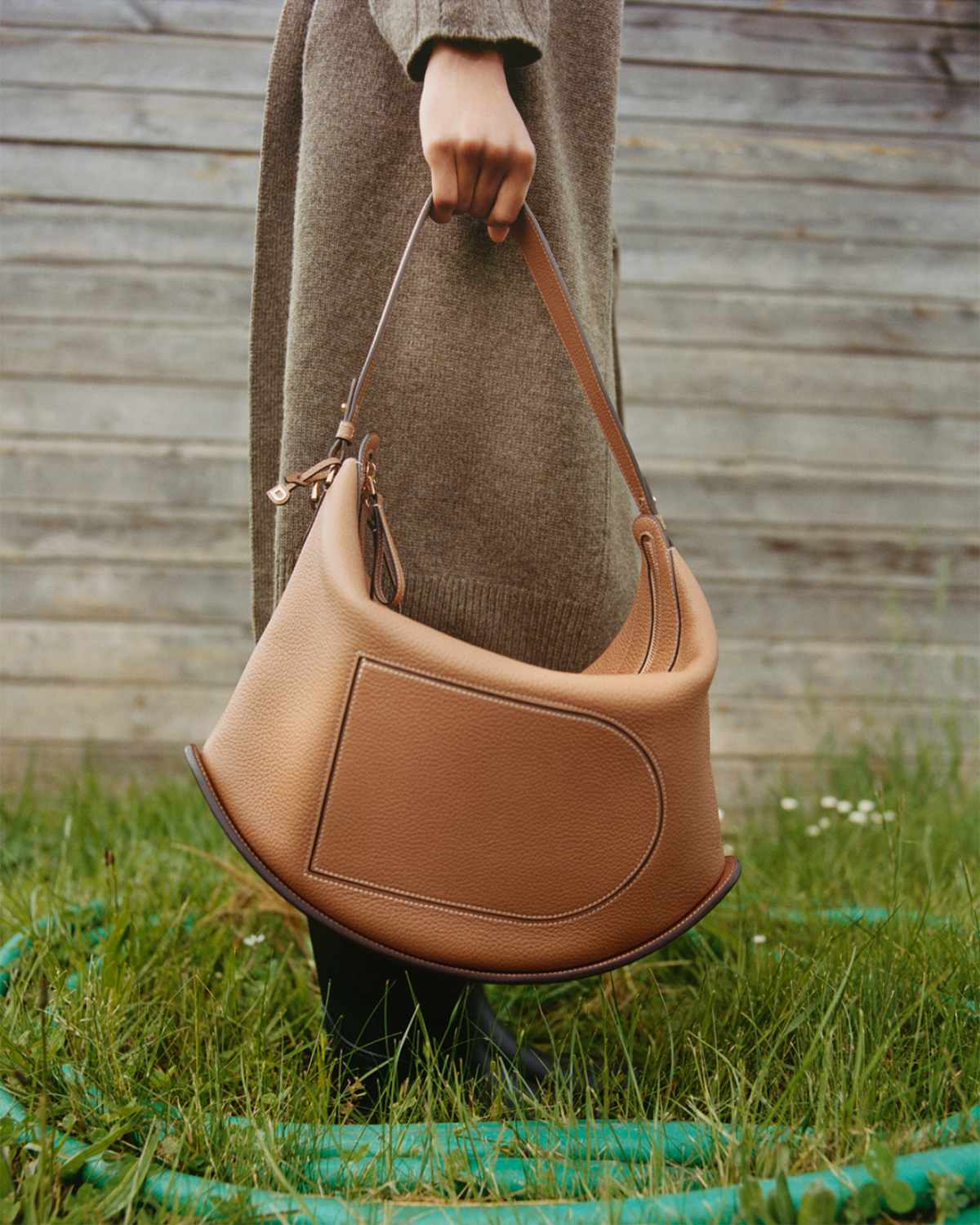 Echoes Of A New Breeze: Delvaux Presents Its New Le Pin Swing XL Bag