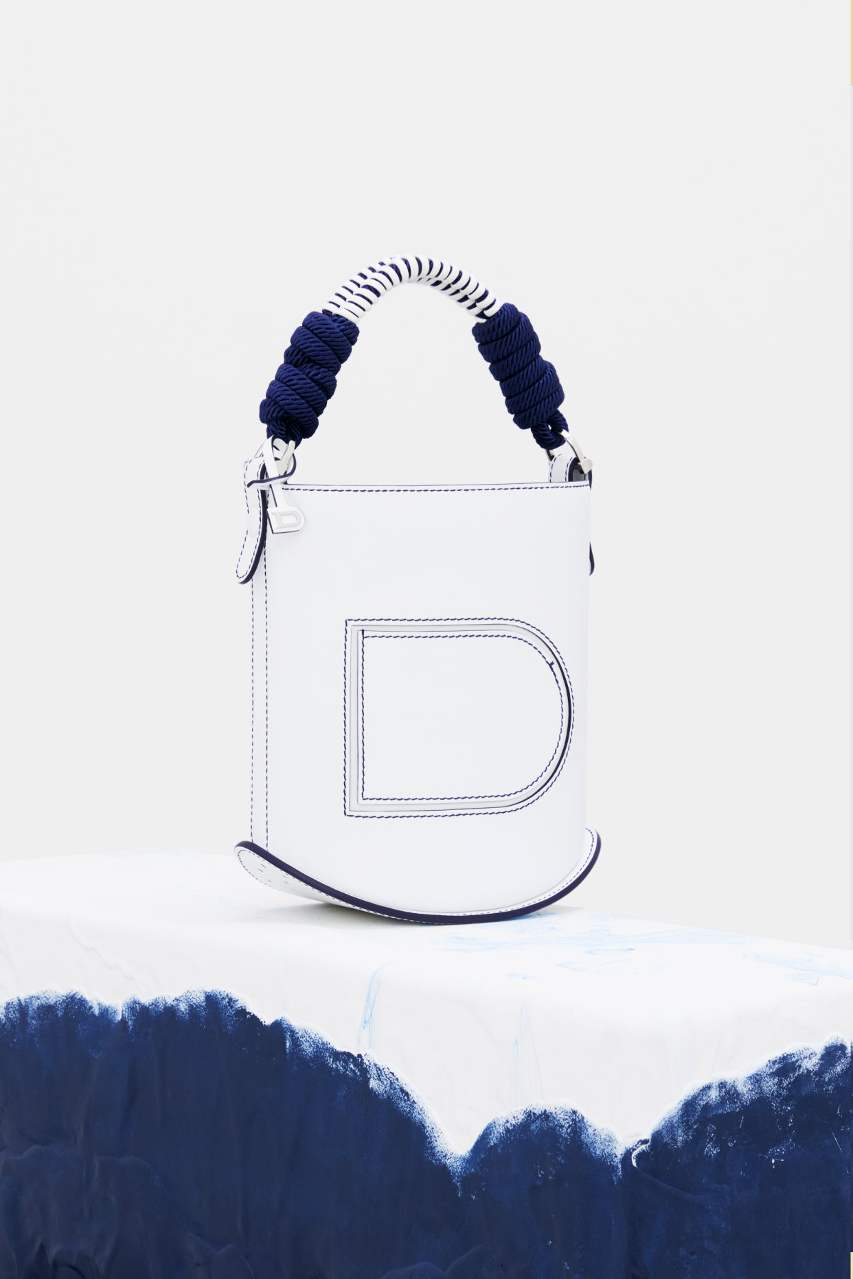 Delvaux - Elegance and ease. Freedom and refinement. Meet the Pin Mini  Bucket Canvas. Explore the entire collection at eu.delvaux.com and in  Delvaux boutiques worldwide. #DelvauxBrillant