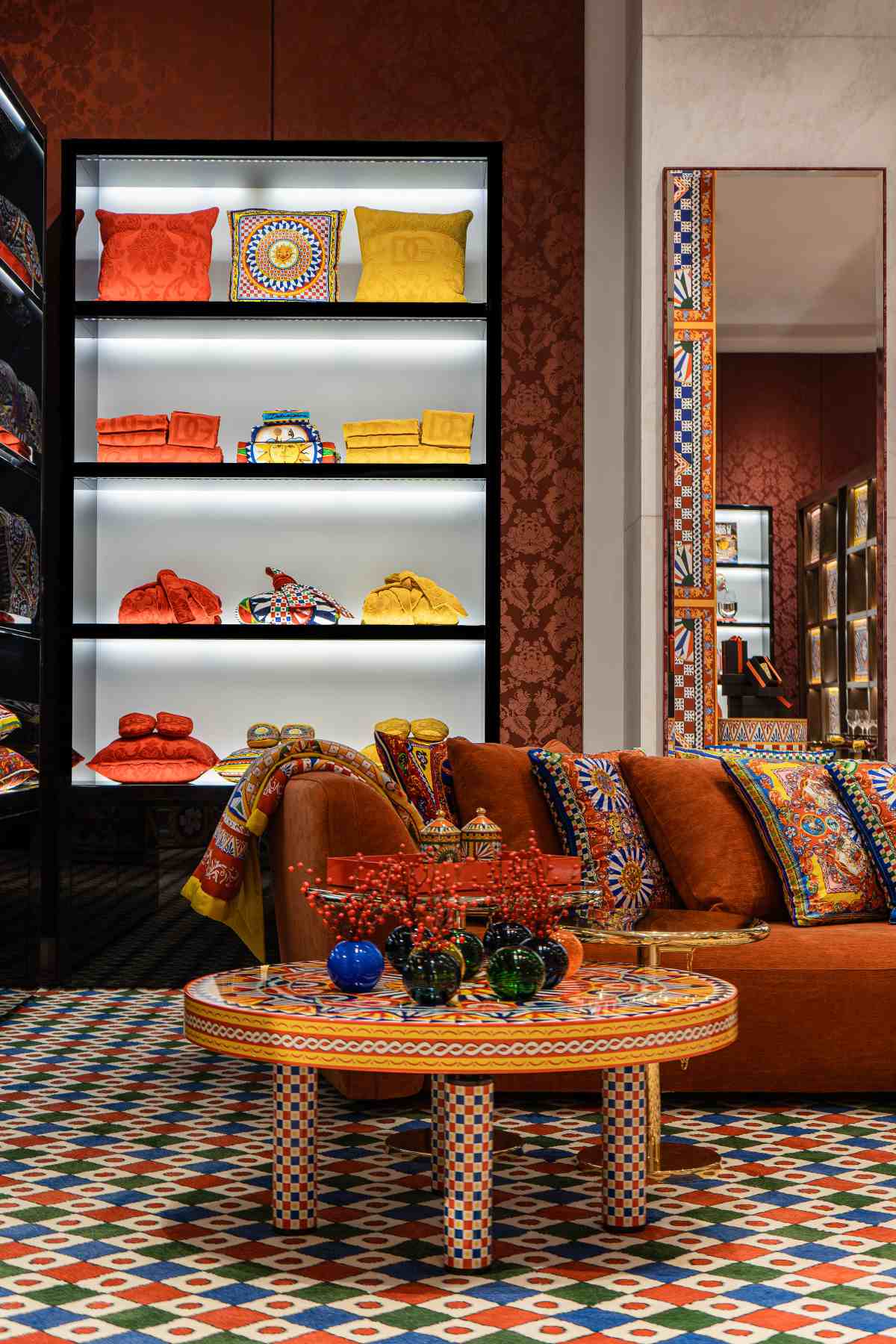 Dolce&Gabbana Holiday Market 2025: A Global Celebration Of Italian Elegance