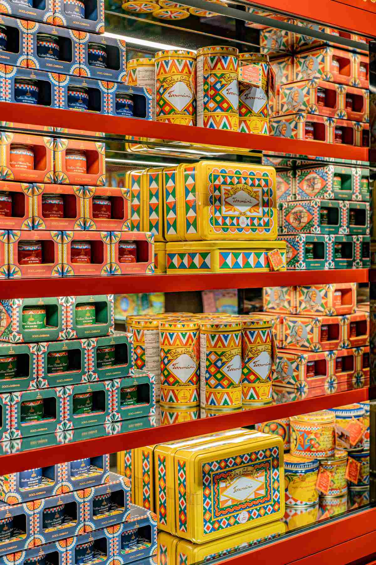 Dolce&Gabbana Holiday Market 2025: A Global Celebration Of Italian Elegance