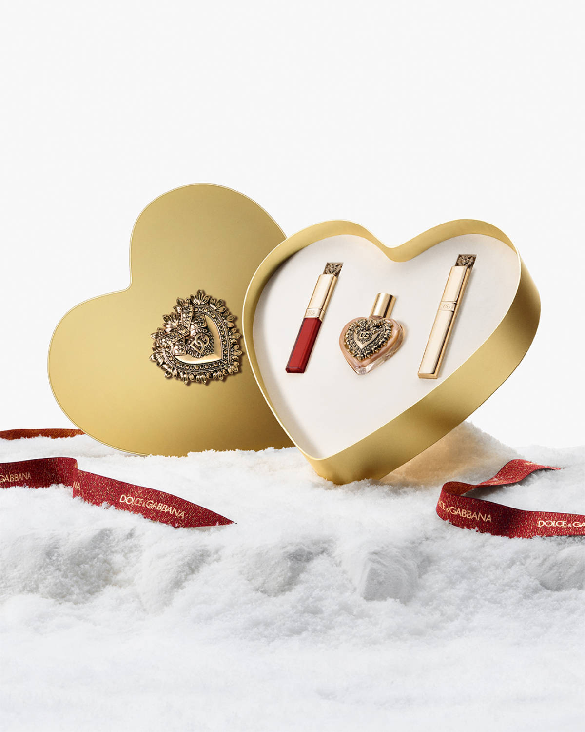 Where Wonder Begins — Dolce&Gabbana’s Enchanting Holiday Art Of Gifting