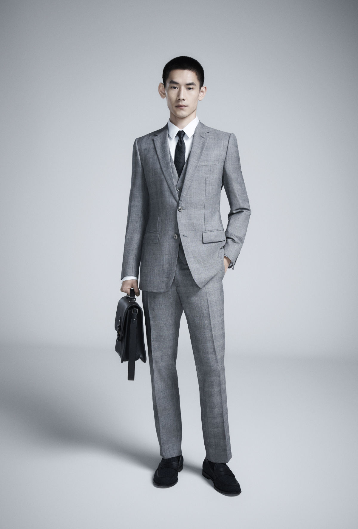Dior Presents Its New Men's Spring 2024 Capsule Collection: Tailoring