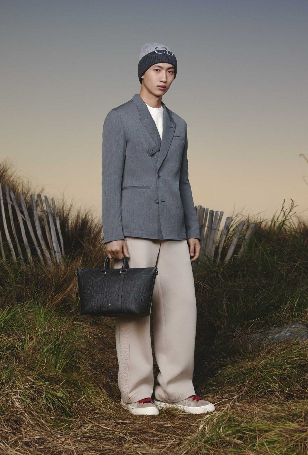 Dior Presents Its New Spring 2025 Menswear Collection