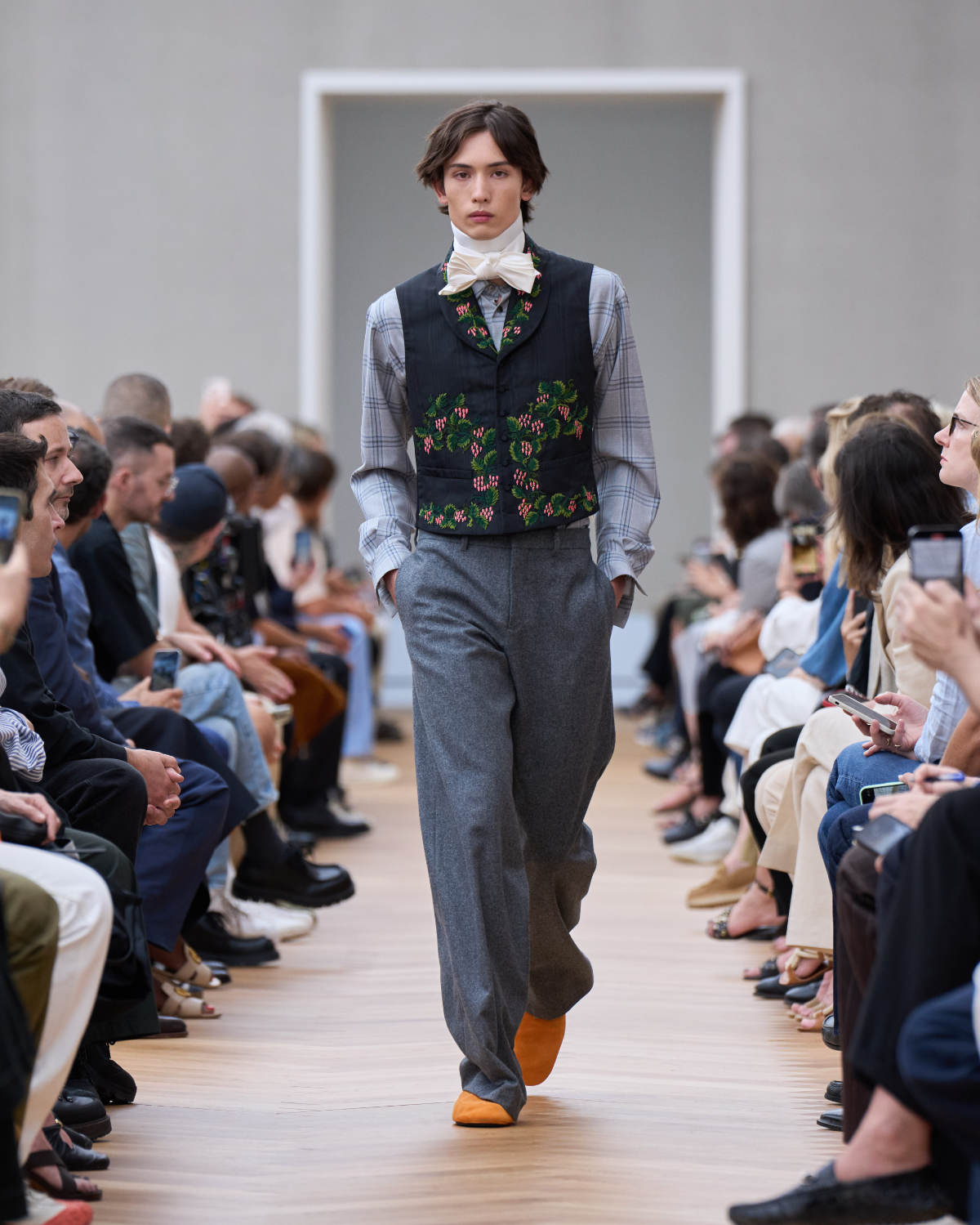 Dior Presents Its New Summer 2026 Menswear Collection