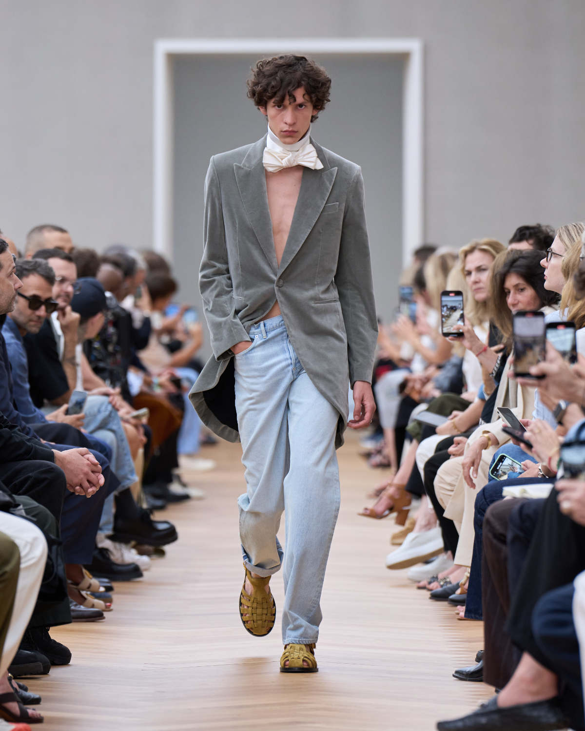 Dior Presents Its New Summer 2026 Menswear Collection