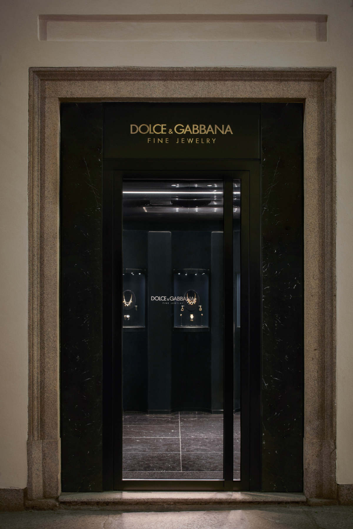 Dolce&Gabbana Opened Their World’s First Boutique Exclusively Dedicated To Fine Jewelry And Watches