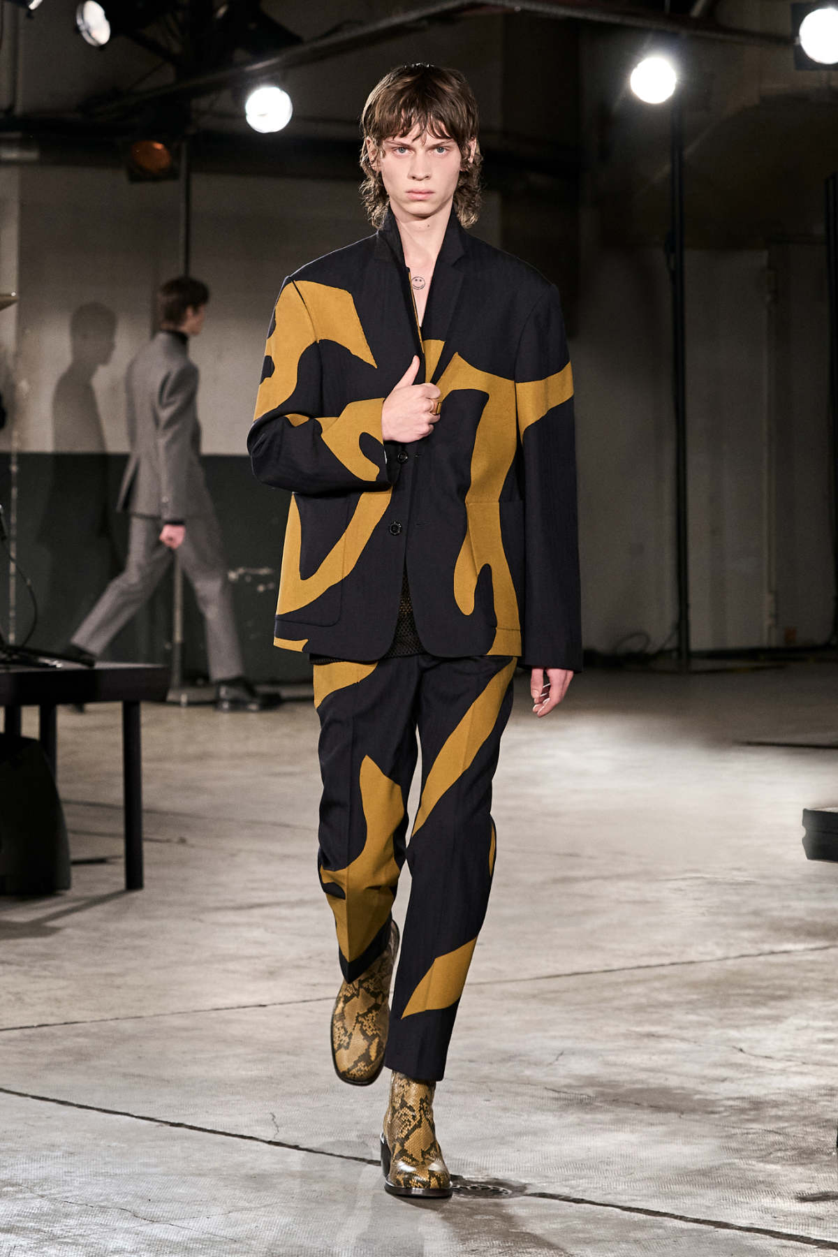 Dries Van Noten Presents His New Menswear Autumn/Winter 23/24 Collection