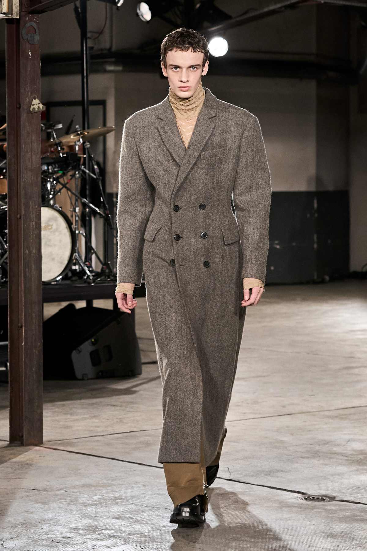 Dries Van Noten Presents His New Menswear Autumn/Winter 23/24 Collection